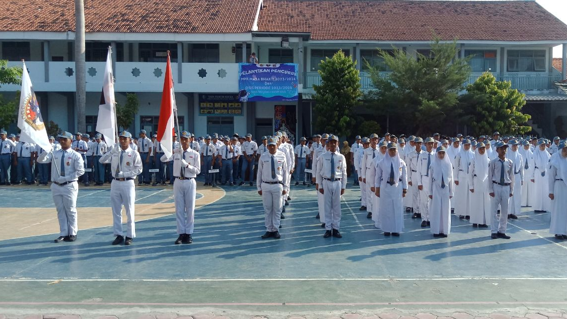 Pelantikan Pengurus MPK dan OSIS SMAN 1 Sampang Tahun Pelajaran 2023/2024