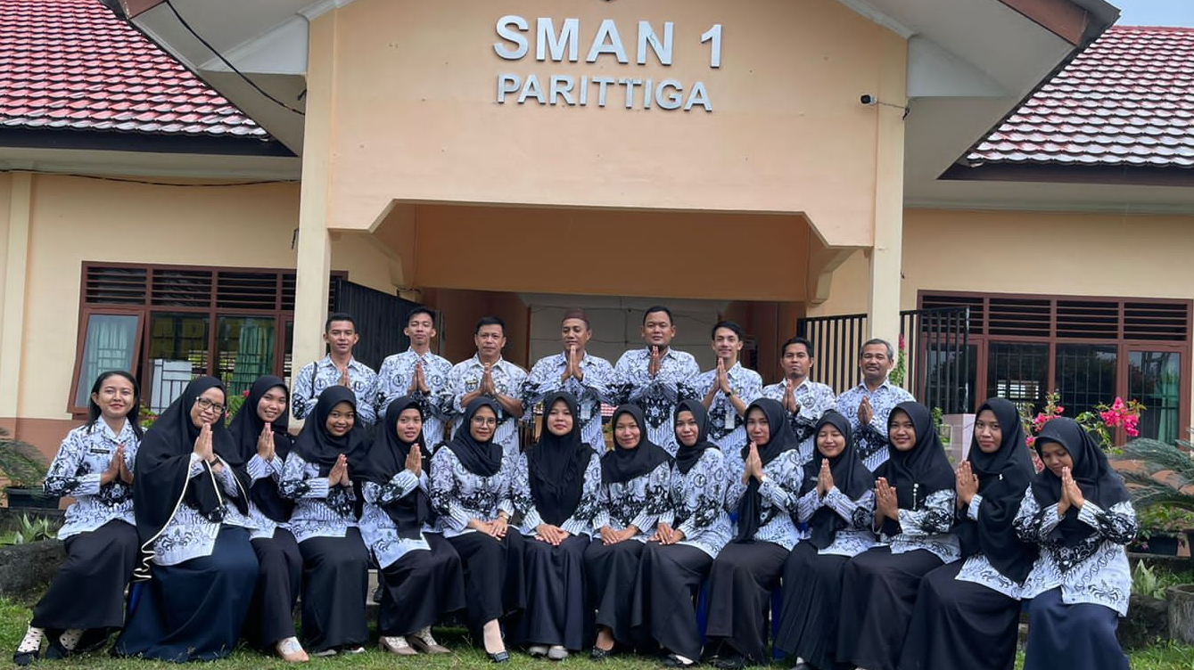 Guru SMAN 1 Parittiga