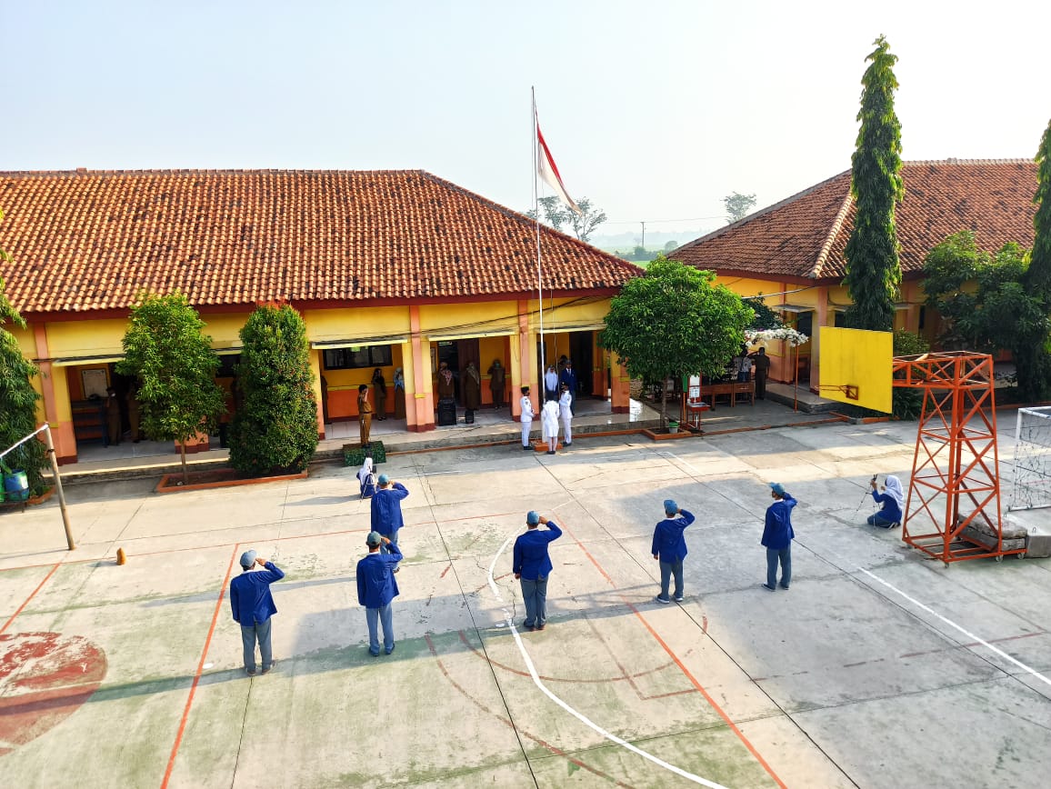 Upacara Bendera Masa Pandemi Covid-19 Secara Virtual