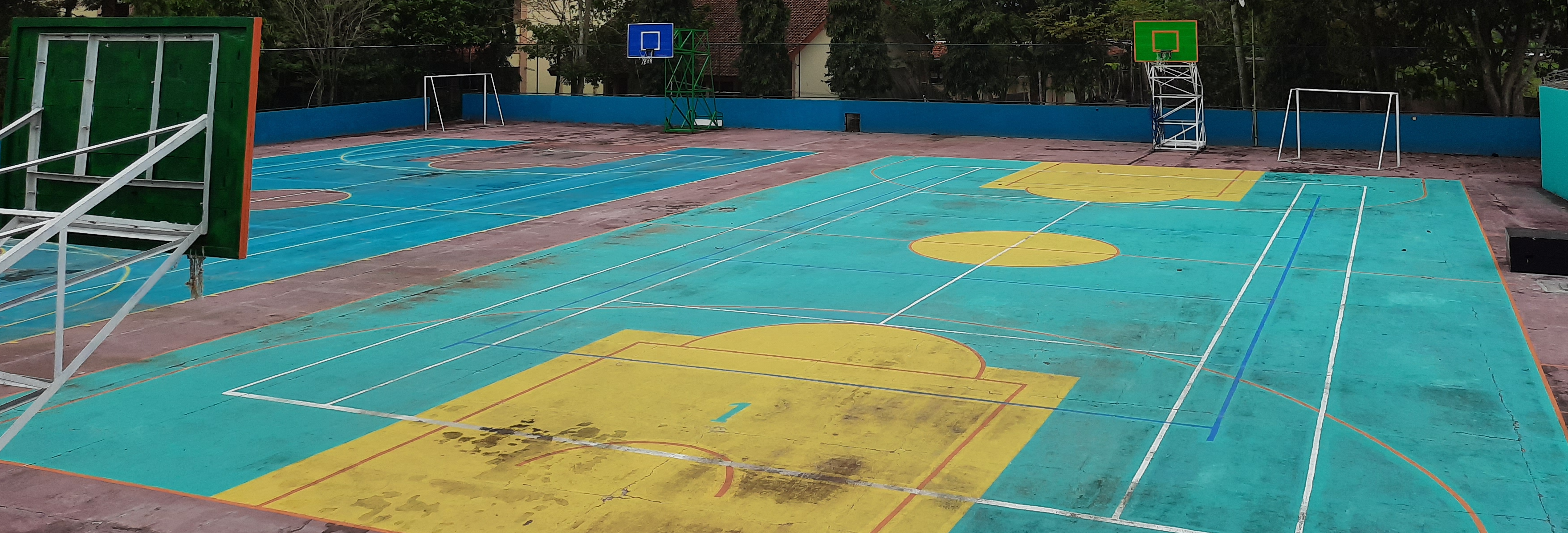 LAPANGAN BASKET SMA N 1 TEMANGGUNG