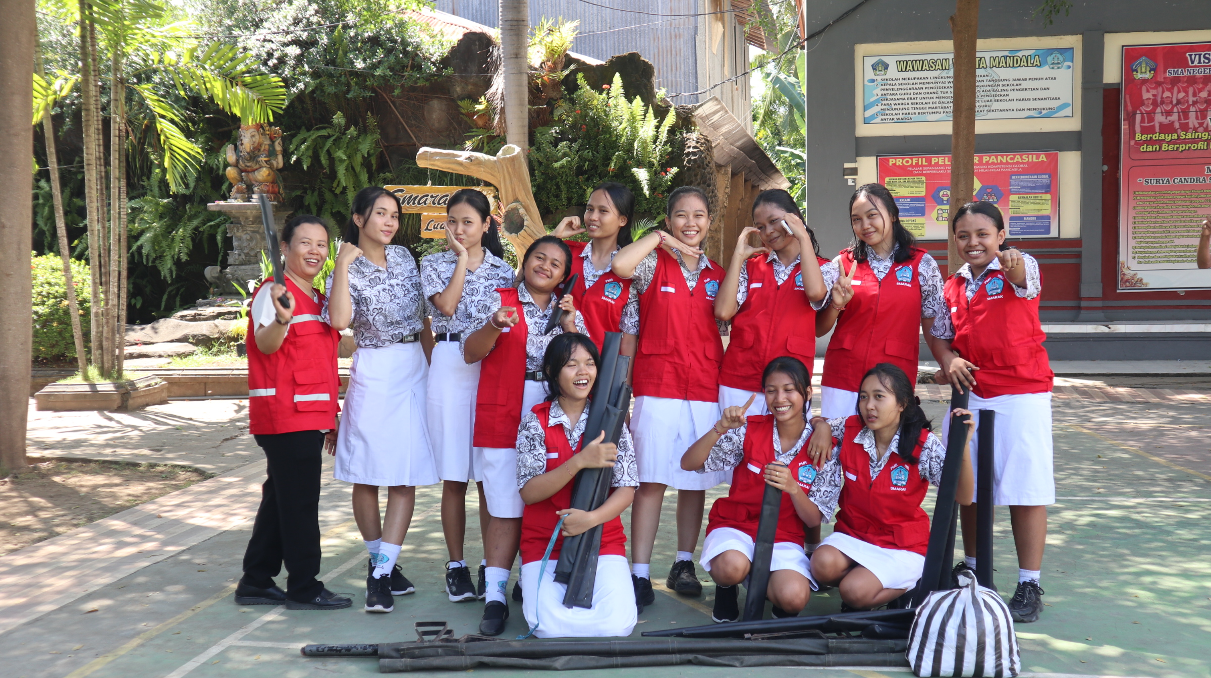 Simulasi Mitigasi Bencana di SMAN 1 Gerokgak