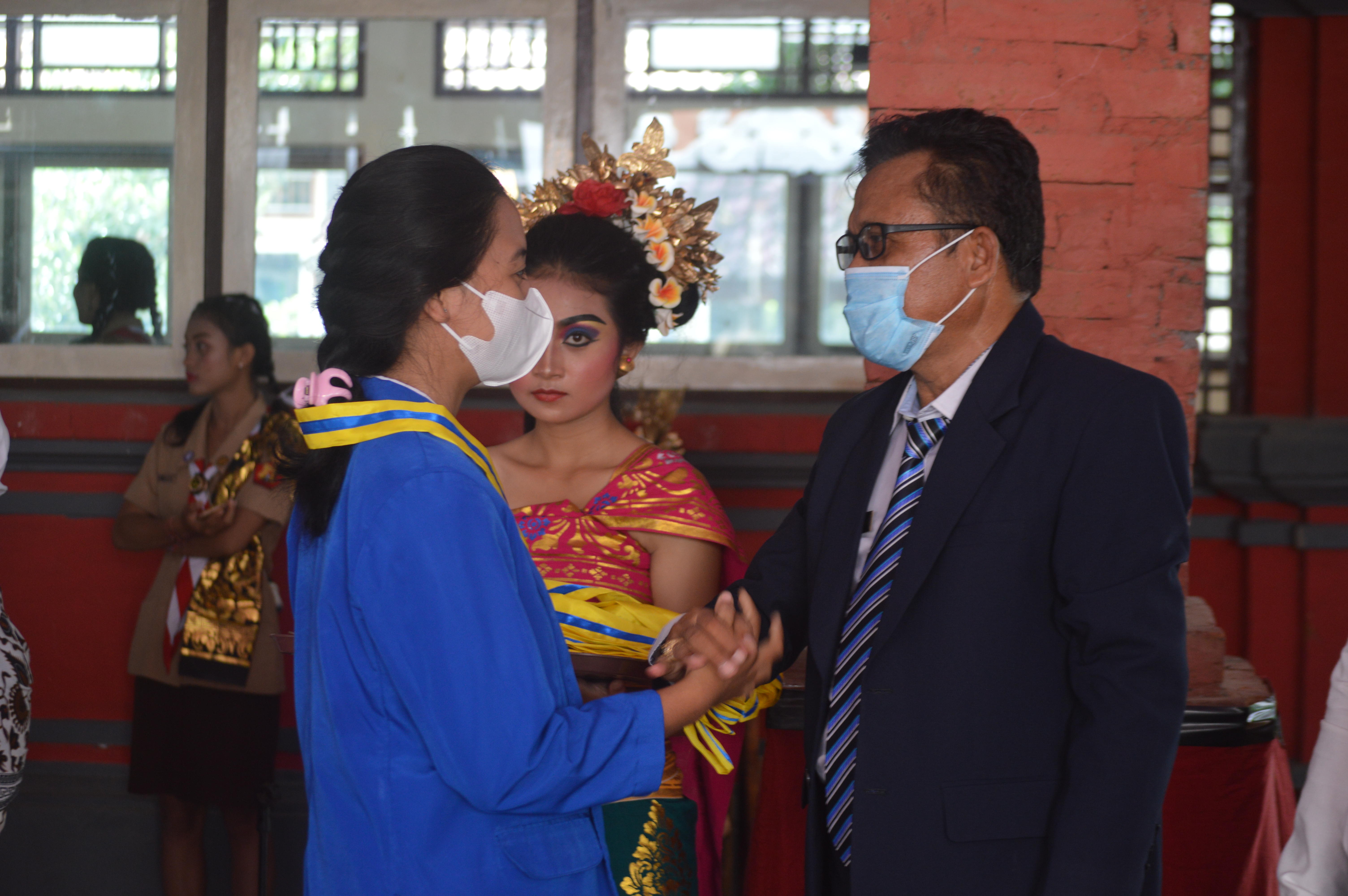 Pengalungan Gordon Jurusan IPS