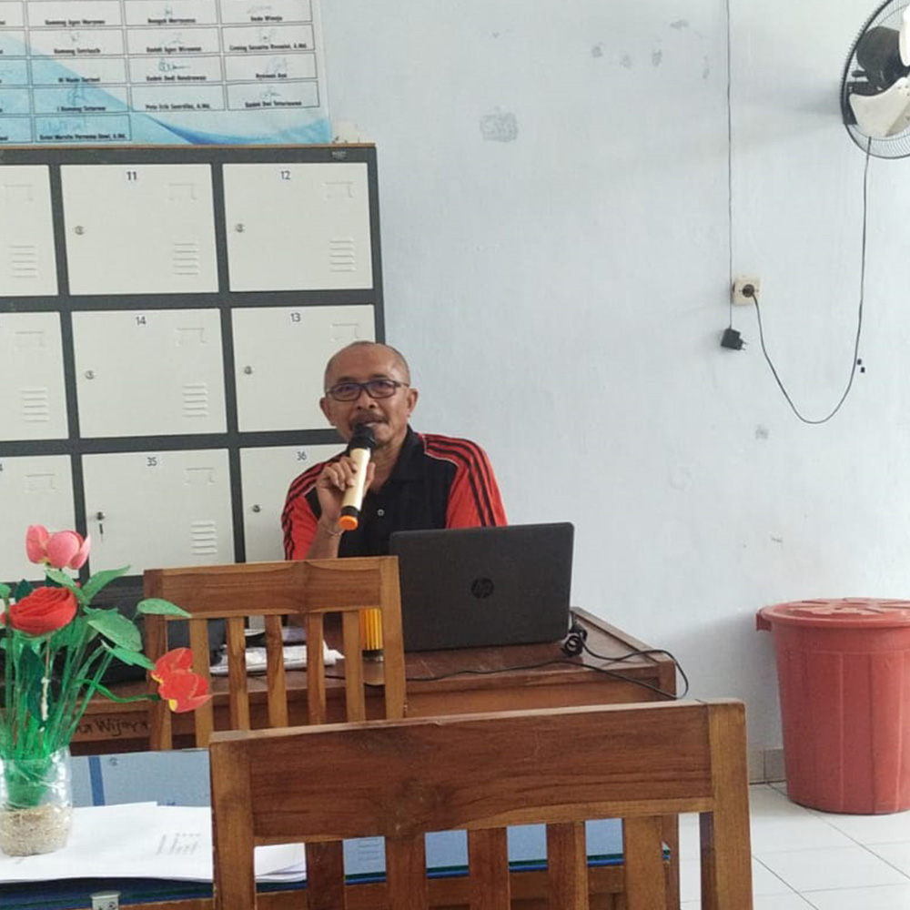 Perwakilan MGMP Fisika (MIPA) - Bapak Dharma Wijaya