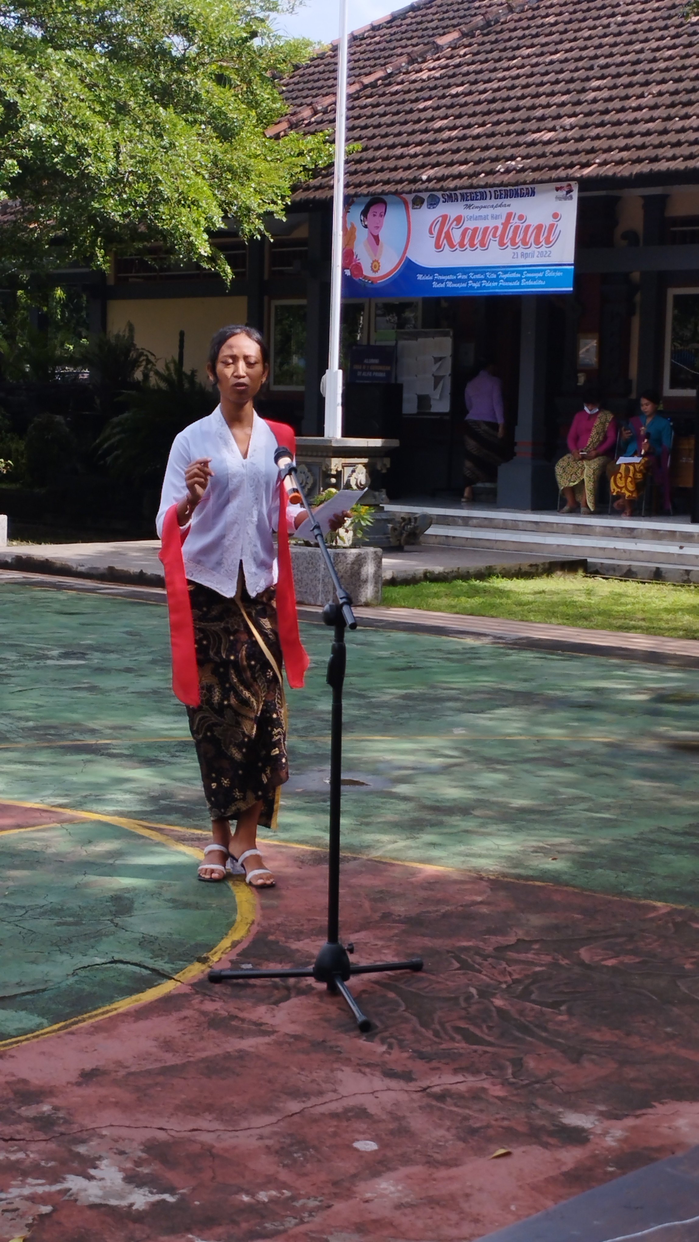 Peserta Lomba Baca Puisi