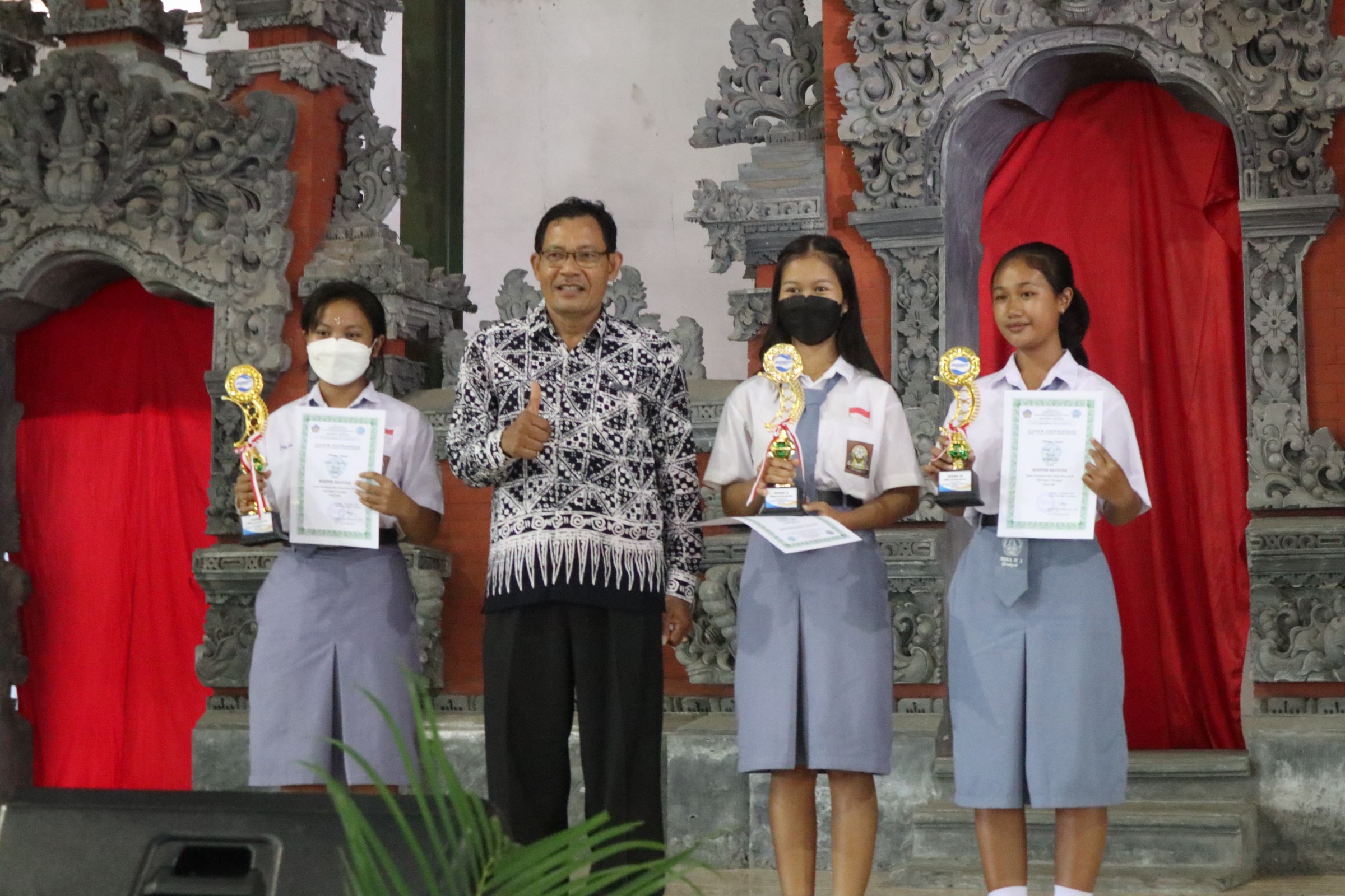 Penyerahan Juara Lomba