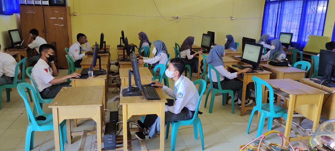 Asesmen Nasional Berbasis Komputer (ANBK) SMA Negeri 1 Kodeoha