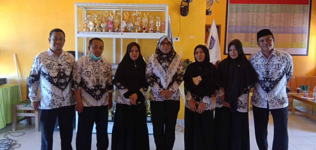 HARI GURU NASIONAL 2021