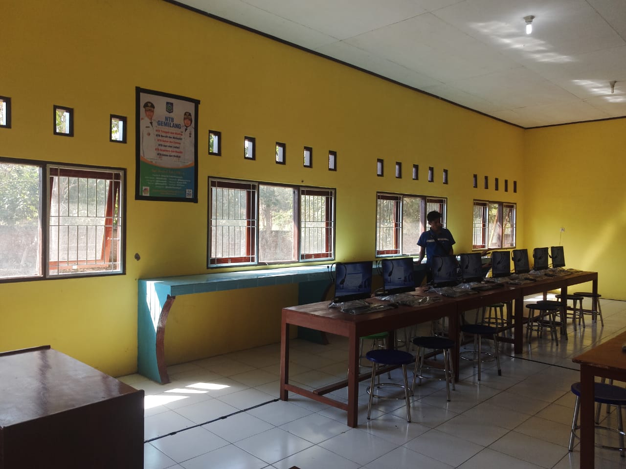 SMAN 1 SOROMANDI