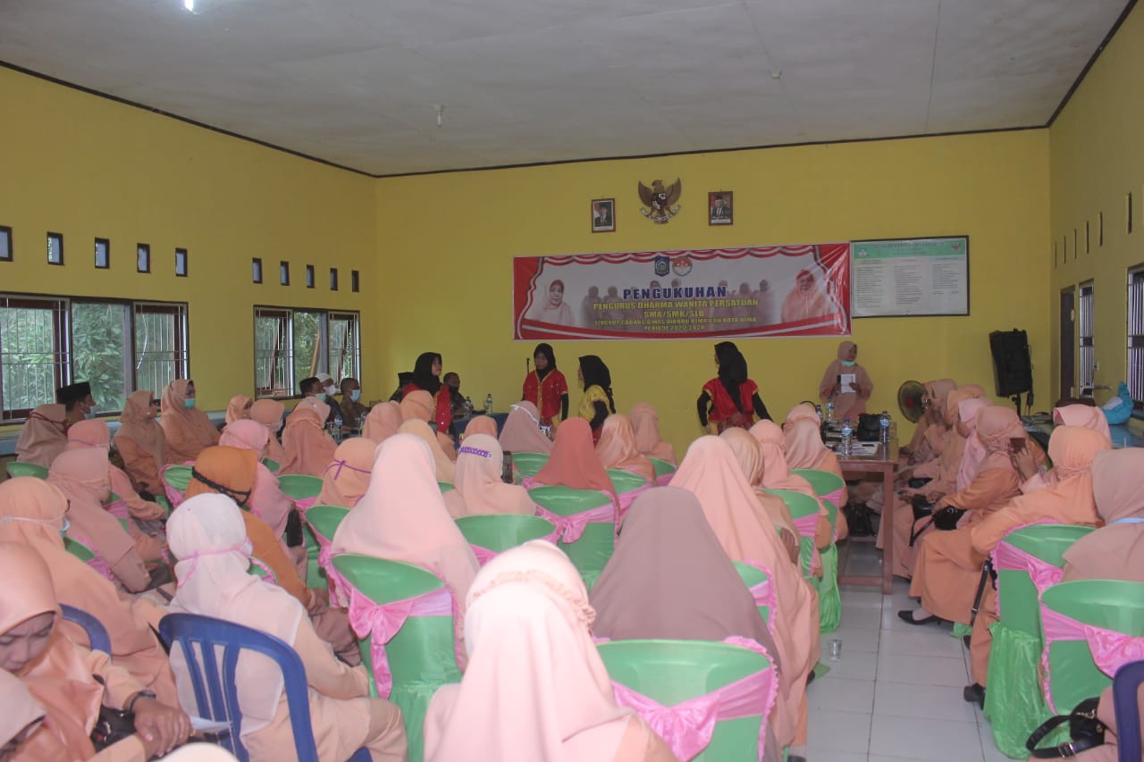 PELANTIKAN DHARMA WANITA SMAN 1 SOROMANDI TAHUN 2021