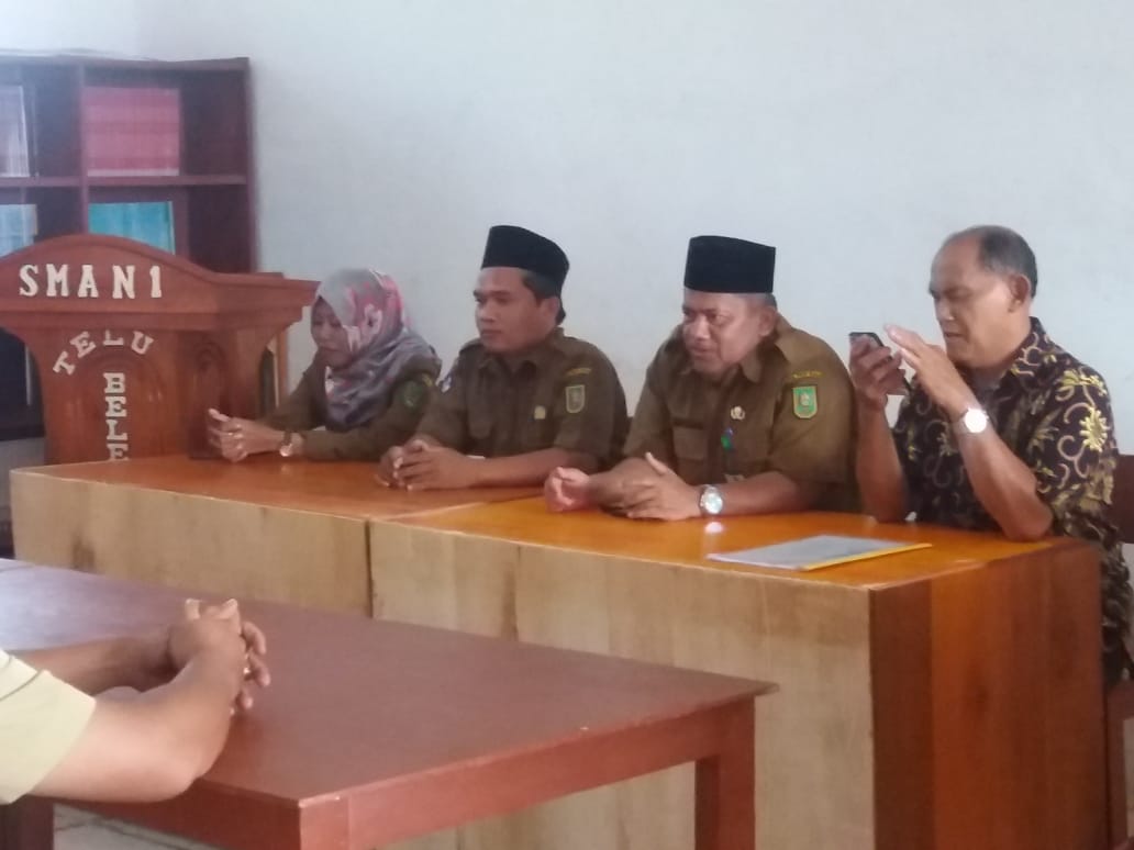 KUNJUNGAN KACAB DINAS PENDIDIKAN