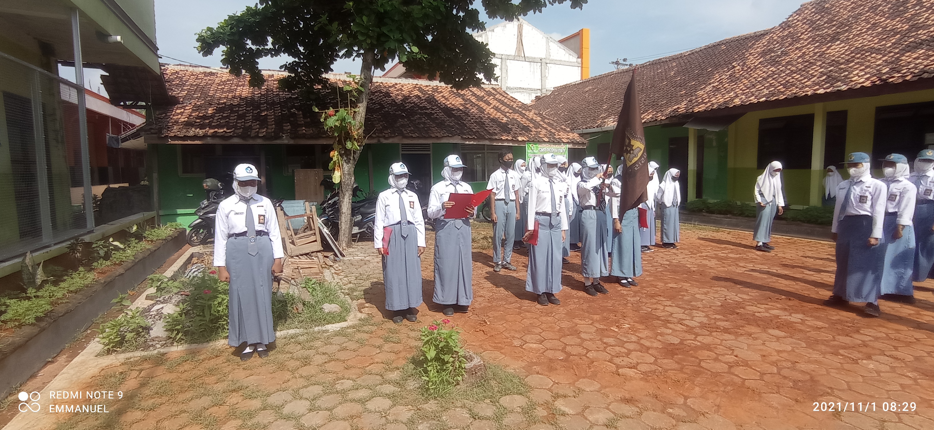 Pelantikan Pengurus OSIS SMA PGRI KUWU Tahun Angkatan 2021/2022