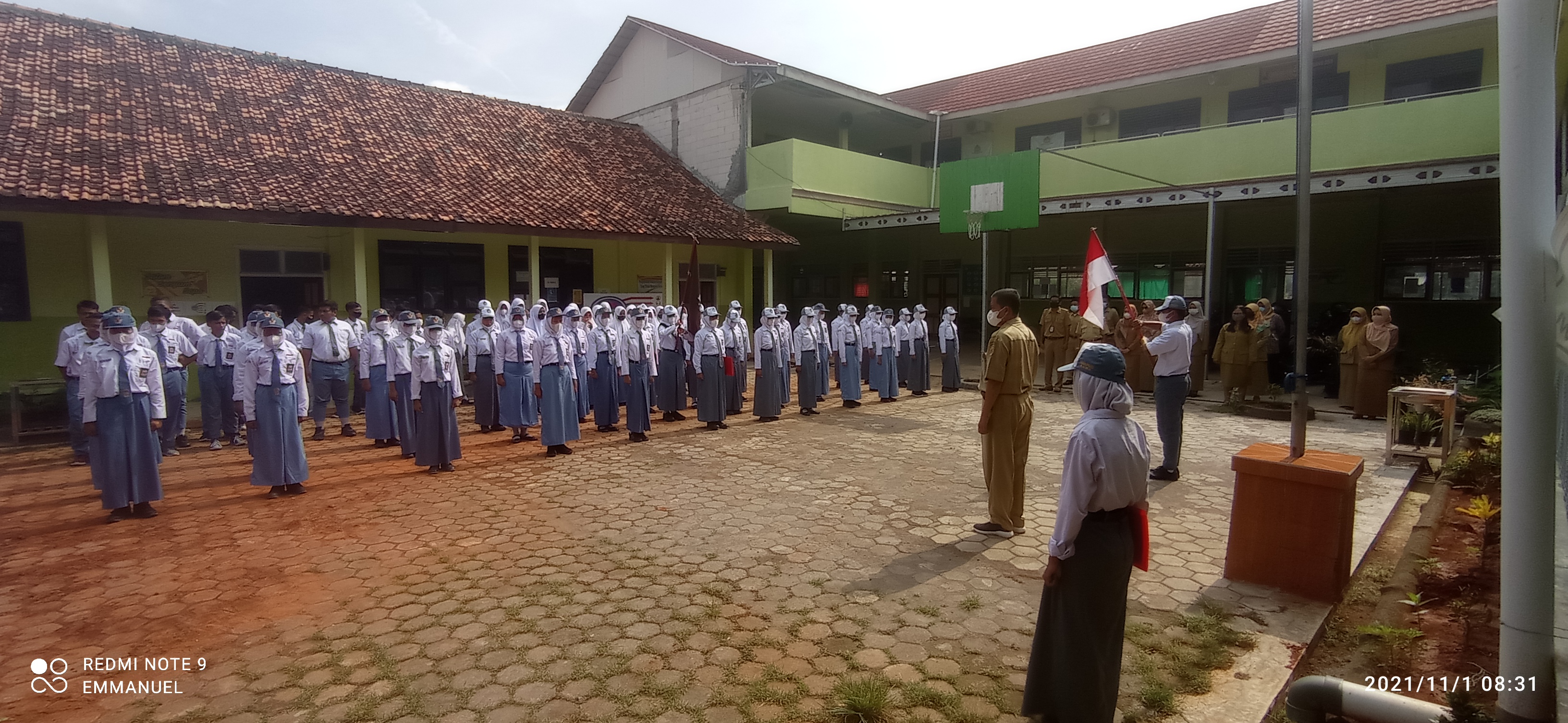 Pelantikan Pengurus OSIS SMA PGRI KUWU Tahun Angkatan 2021/2022