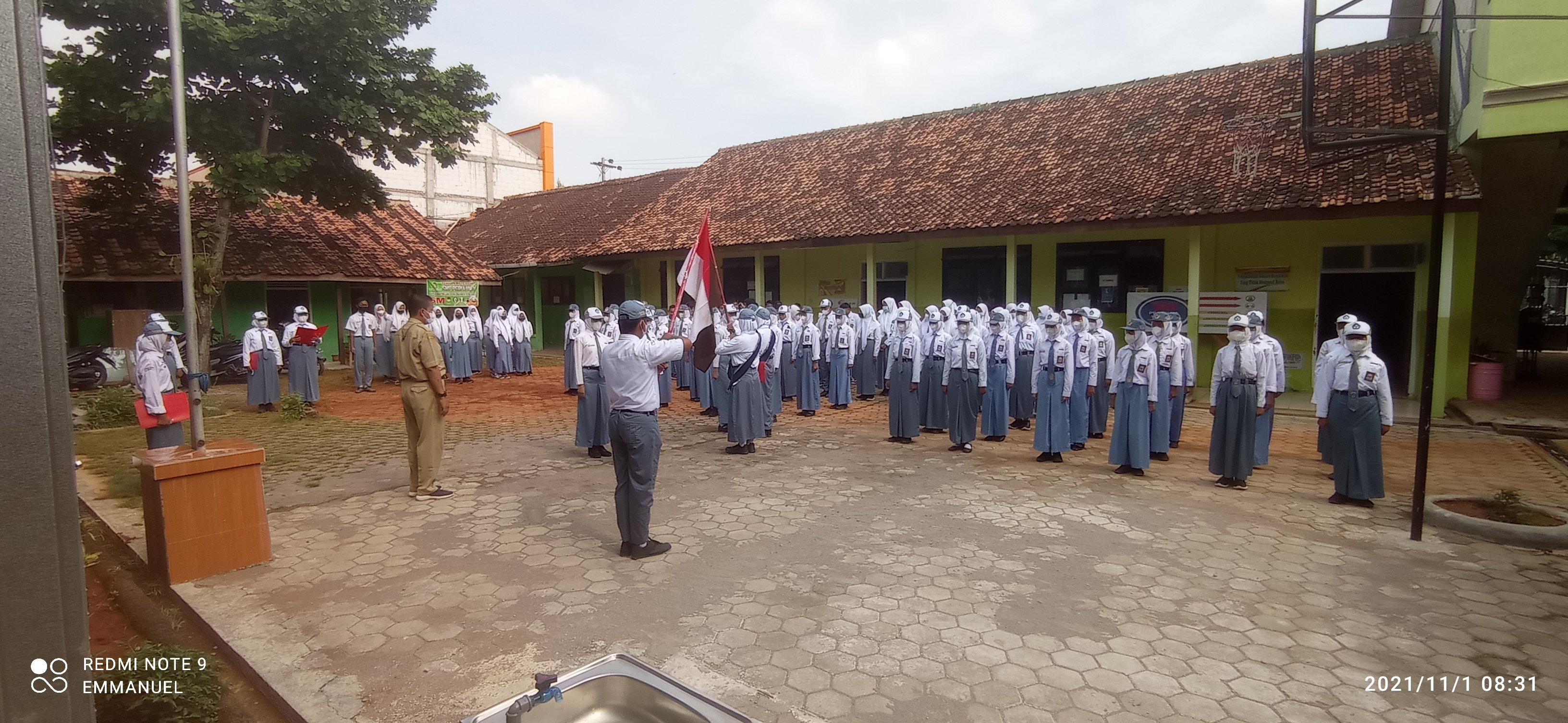 Pelantikan Pengurus OSIS SMA PGRI KUWU Tahun Angkatan 2021/2022