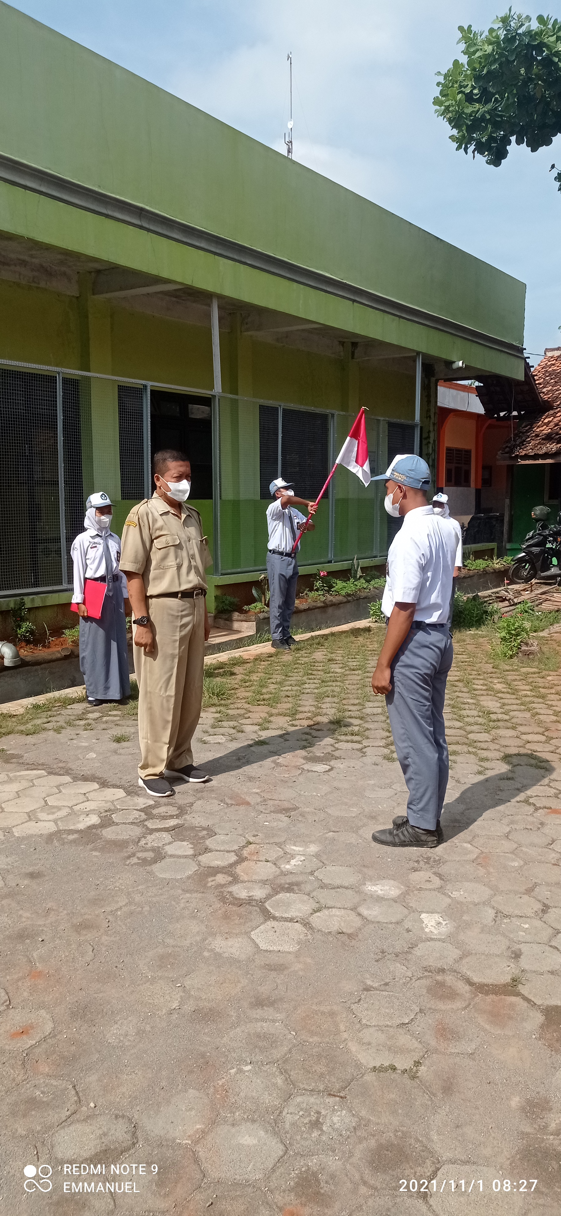 Pelantikan Pengurus OSIS SMA PGRI KUWU Tahun Angkatan 2021/2022