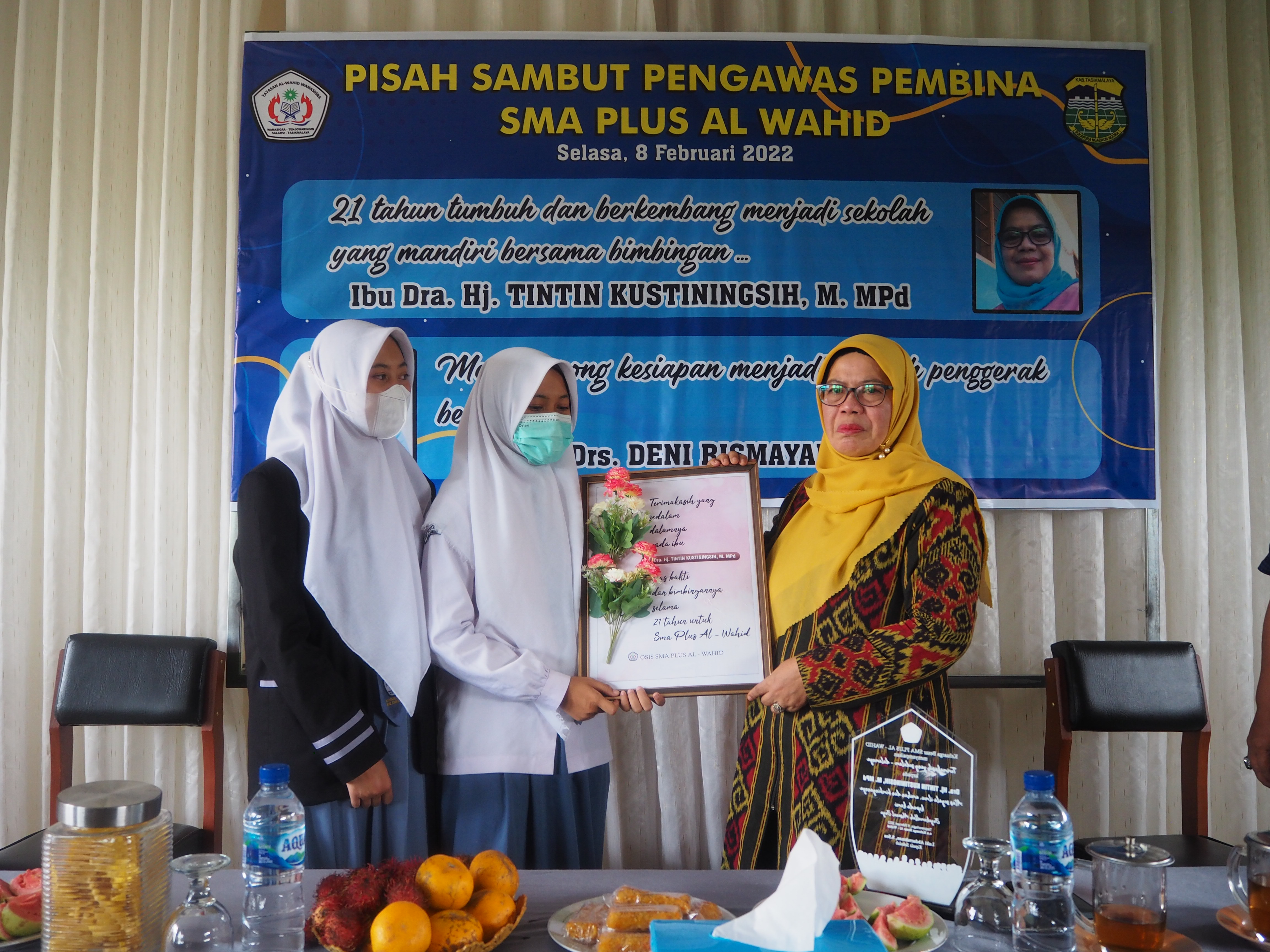 Tanda mata dari peserta didik