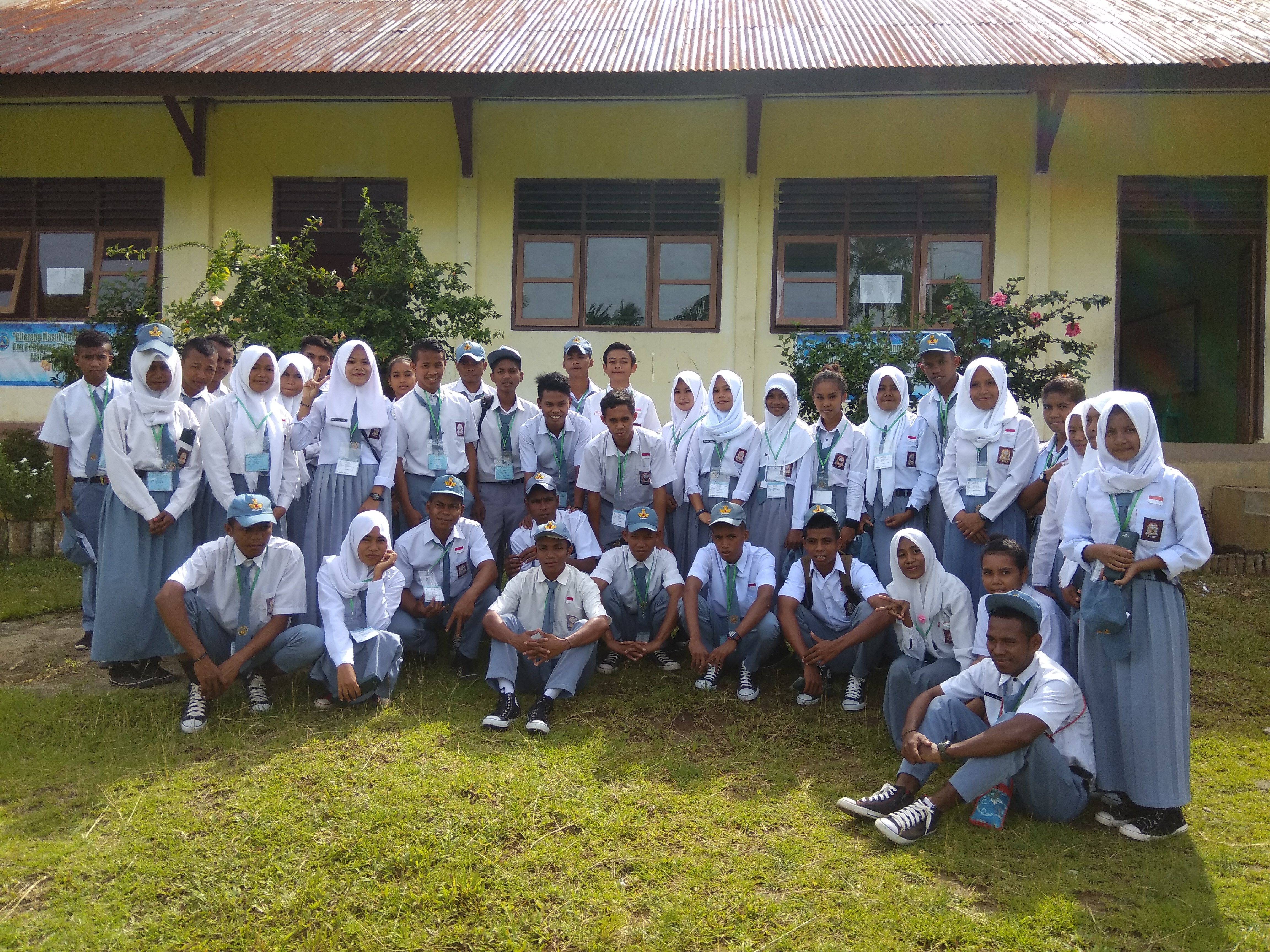 Siswa Siswi Peserta UNKP SMAS Persiapan Tamher Warat Tahun 2016