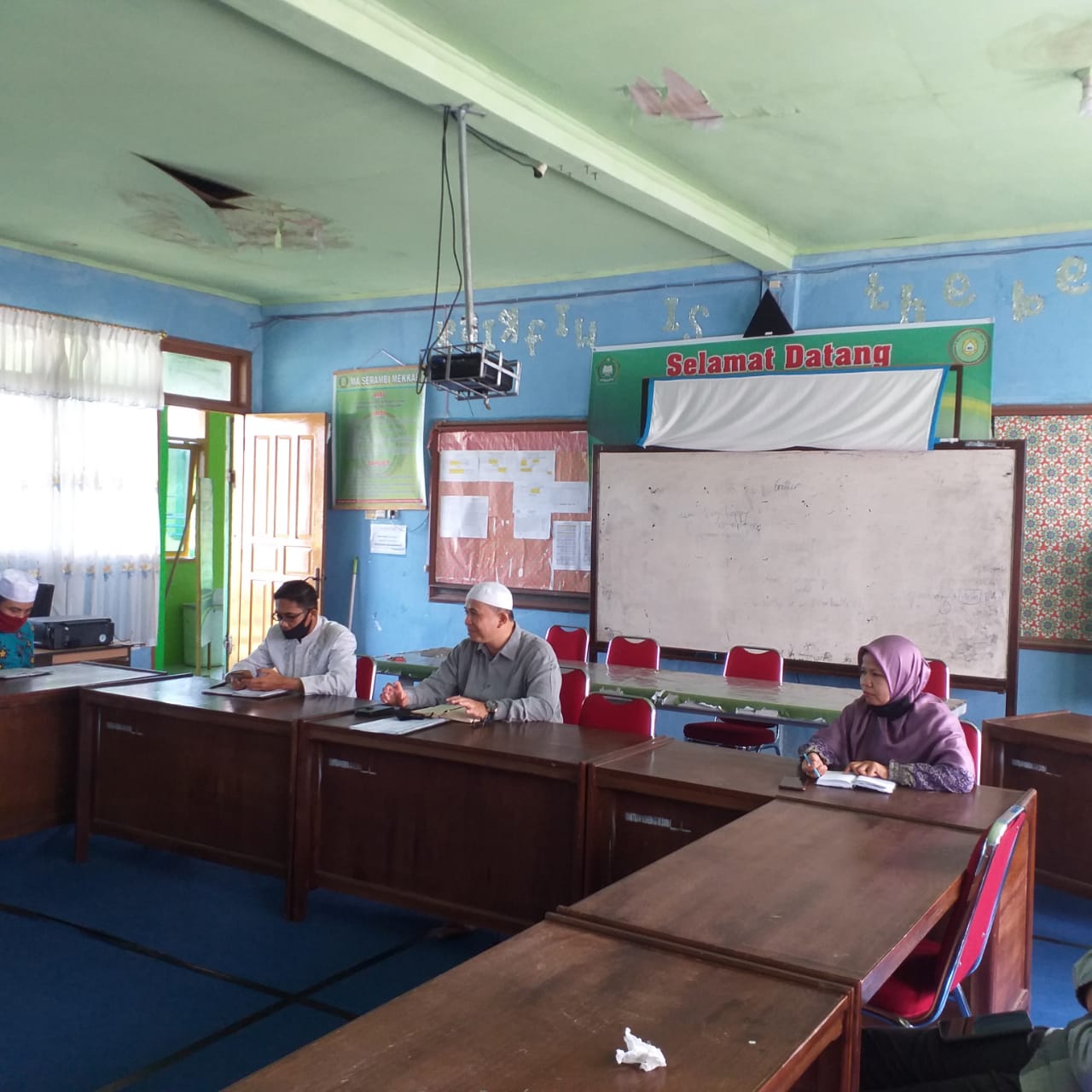 Meeting dengan Guru Bahasa Indonesia, Inggris dan Arab
