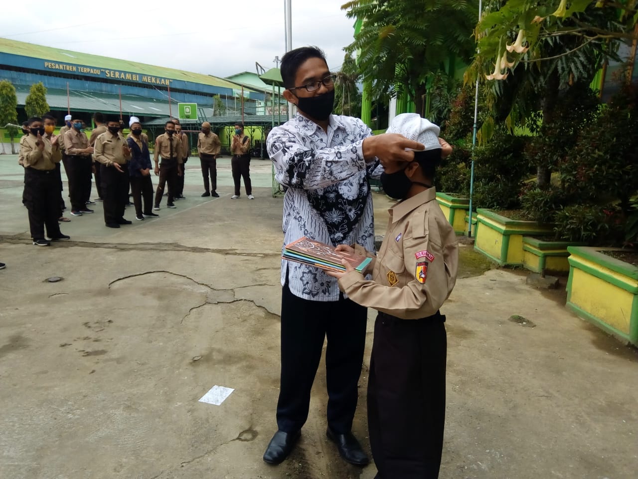 Pembubaran MOS kelas X