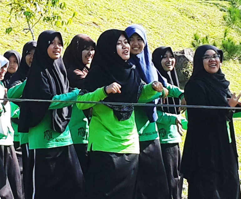 Kebersamaan bersama santri/at