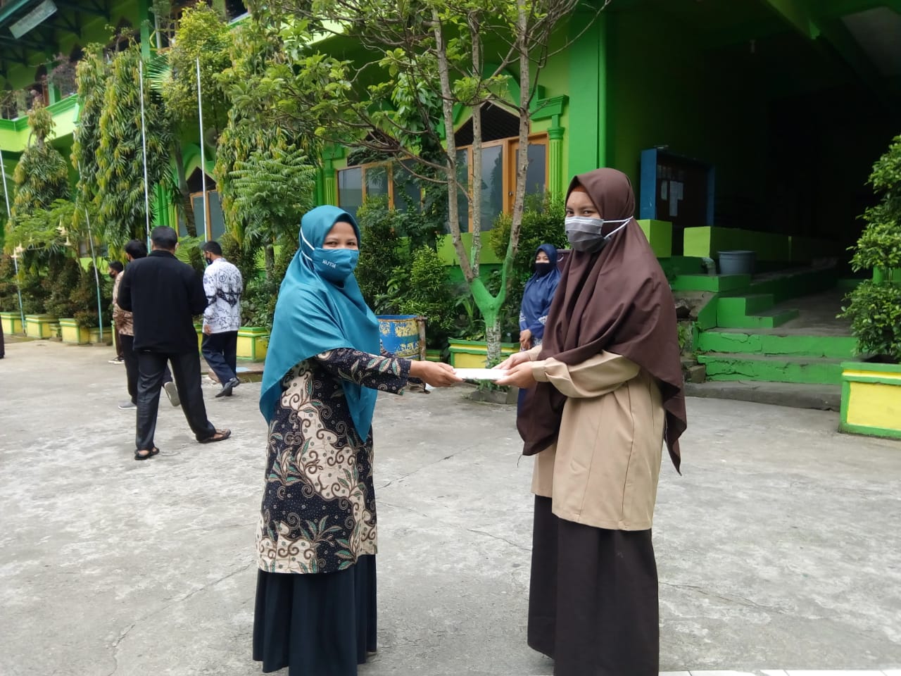 Pembubaran MOS kelas X
