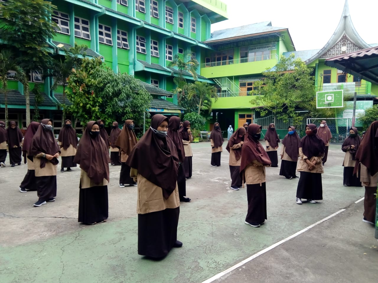 Pembubaran MOS kelas X