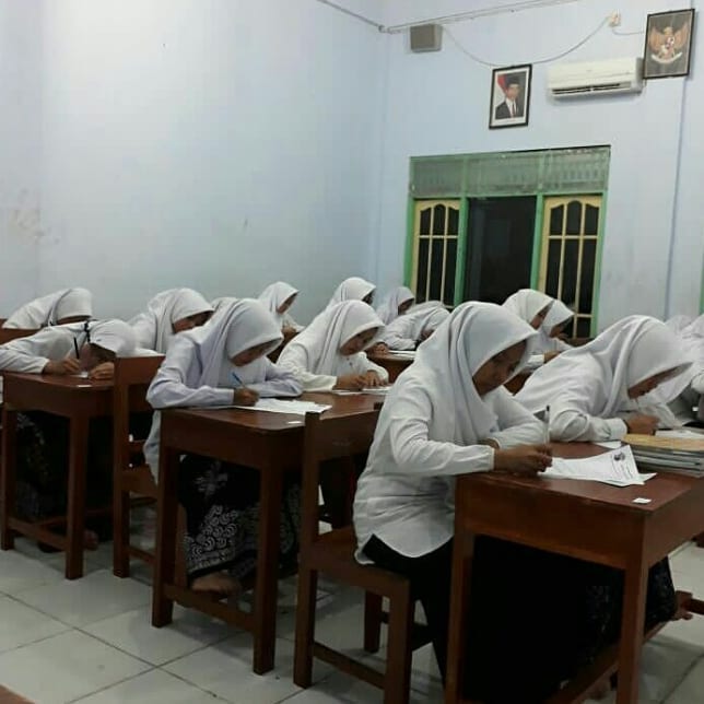 Mengaji di Pondok