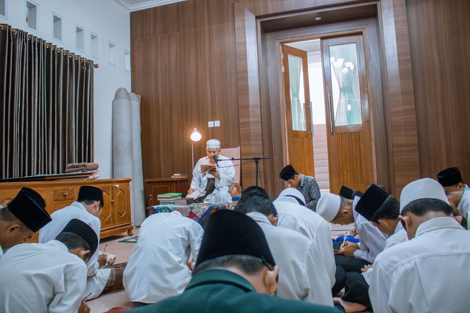 Mengaji di Pondok