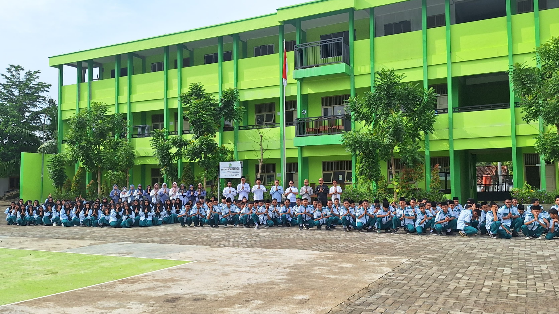 SMK Arrohmaniyah Pamotan