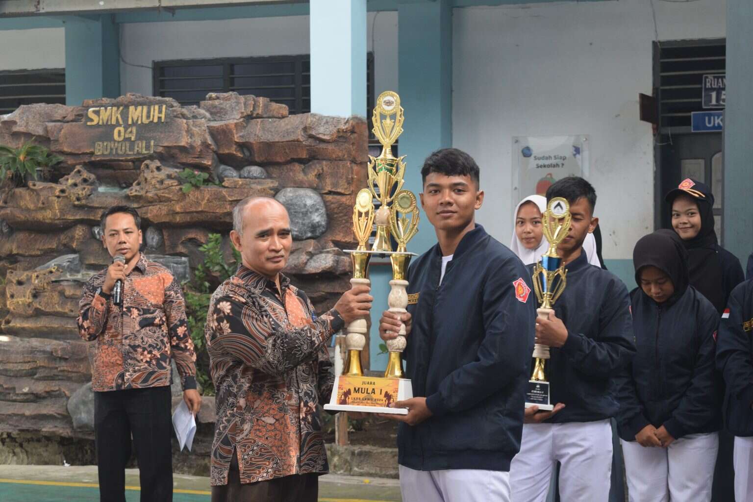 JUARA 1 Lomba PBB