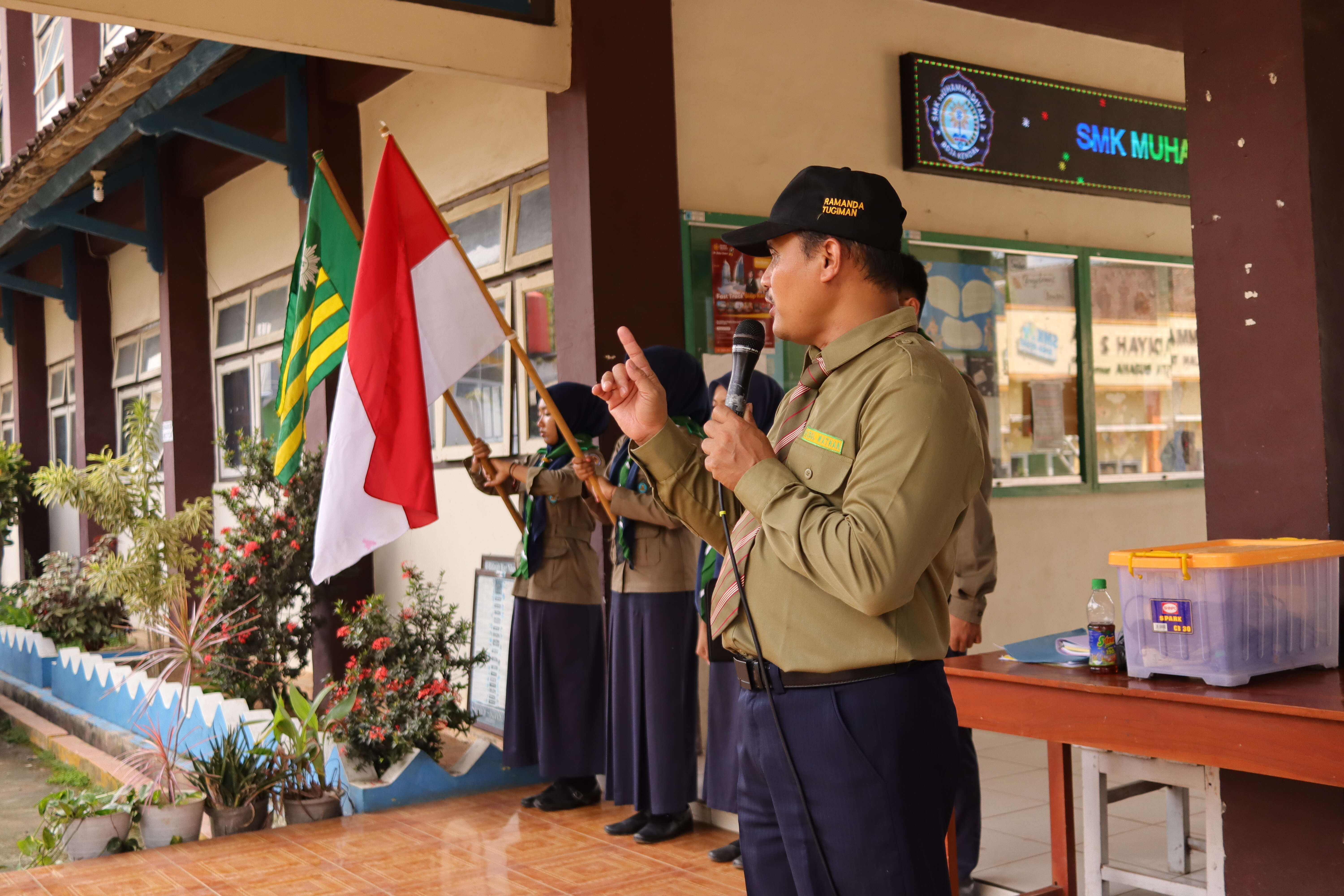 KENAIKAN DEK HISBUL WATHAN