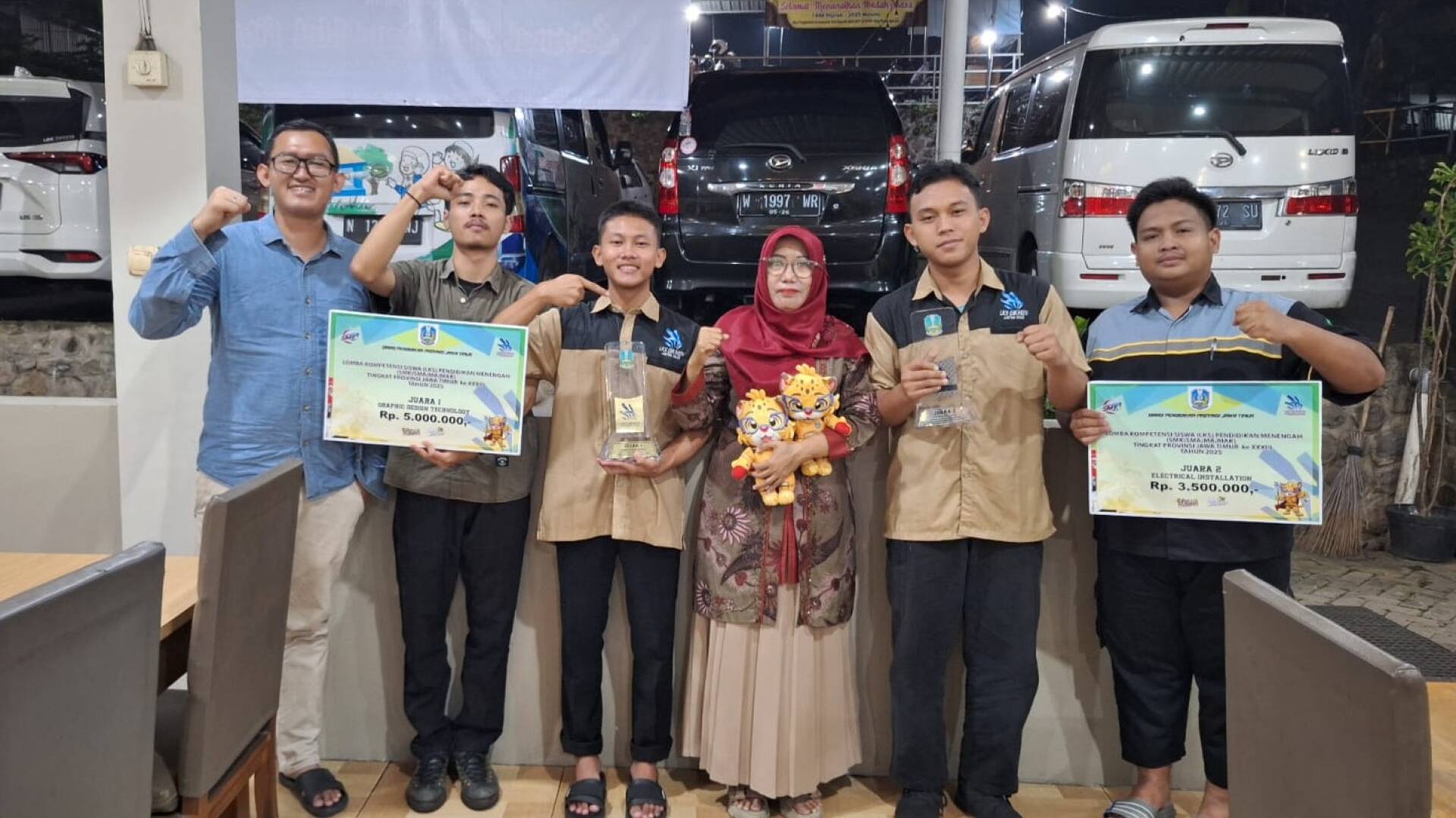 JUARA 1 - LKS DESAIN GRAFIS TEKNOLOGI TINGKAT PROVINSI JAWA TIMUR 2025