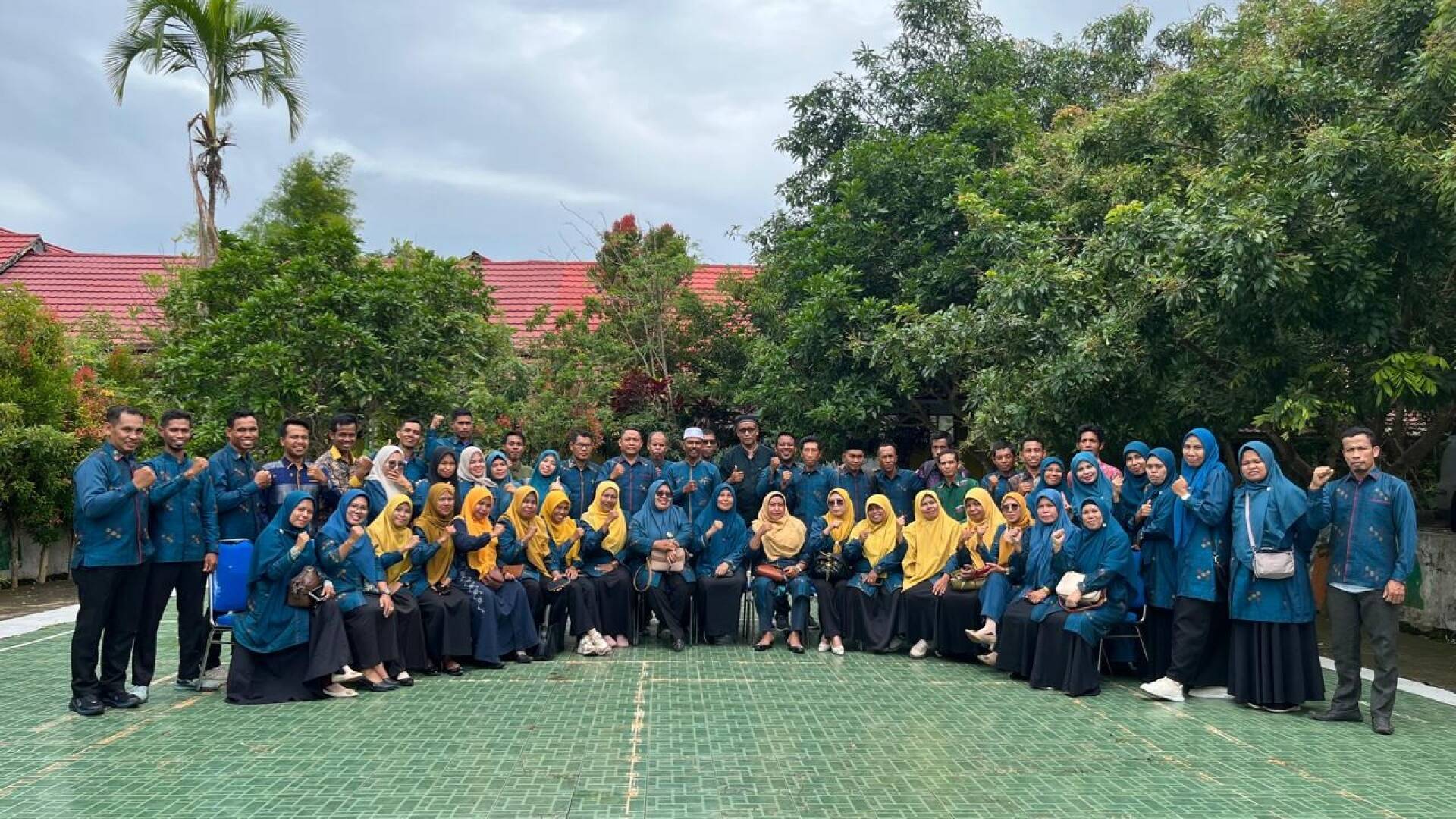 SMKN 1 DONGGO MAKASANA