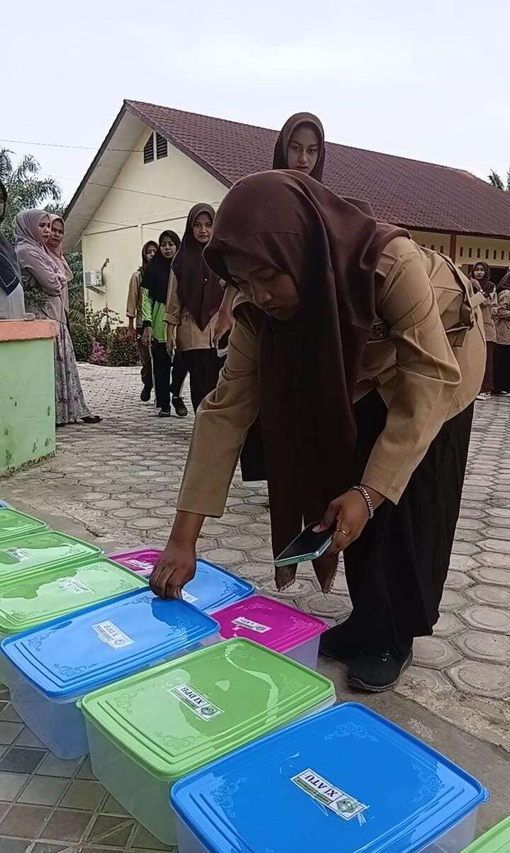 Sosialisasi Pembatasan Penggunaan Gawai/Handphone di Sekolah yang tercantum dalam Surat Edaran Kepala Dinas Pendidikan Aceh