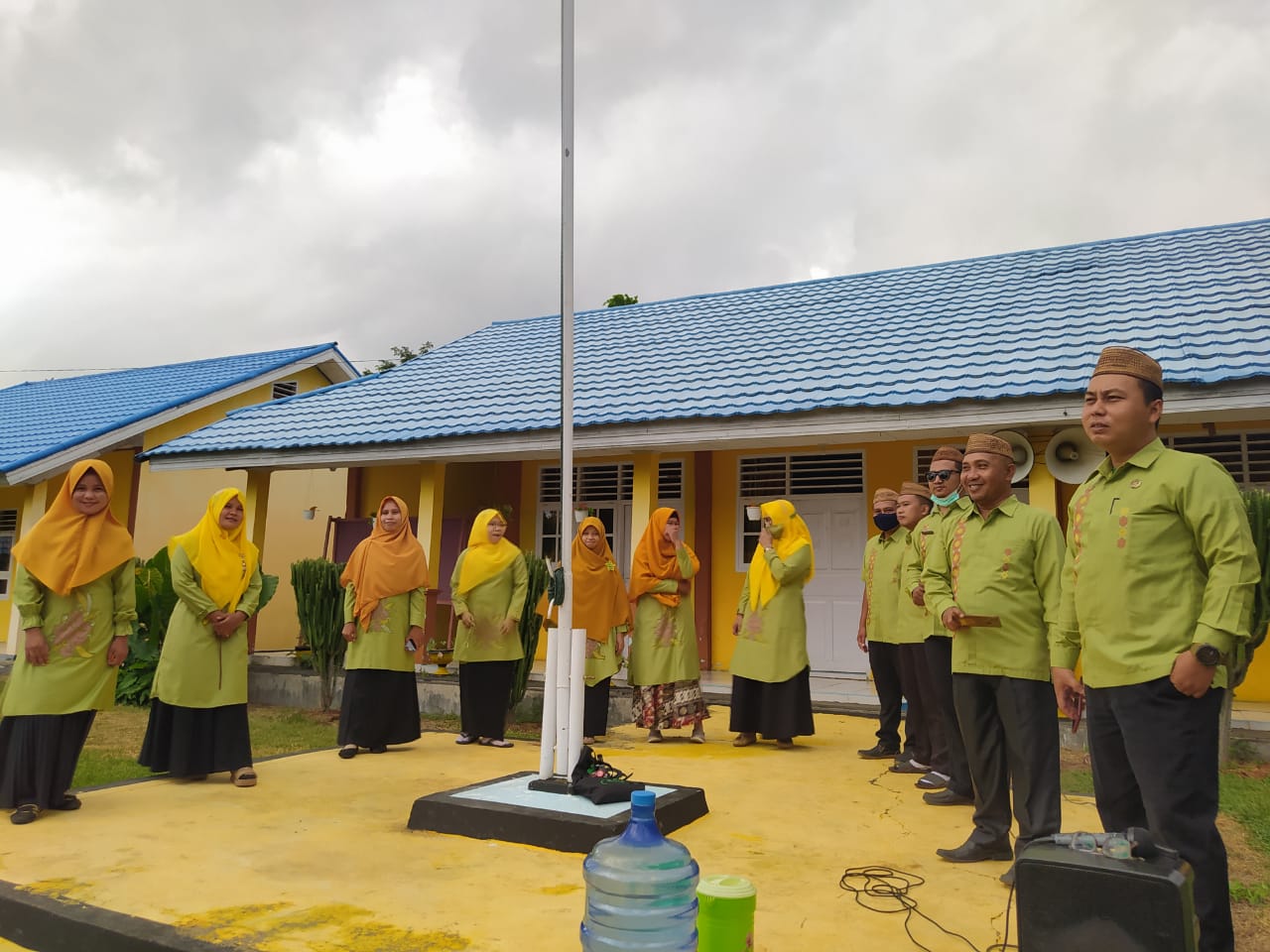 Warnai hidup dengan kebahagiaan