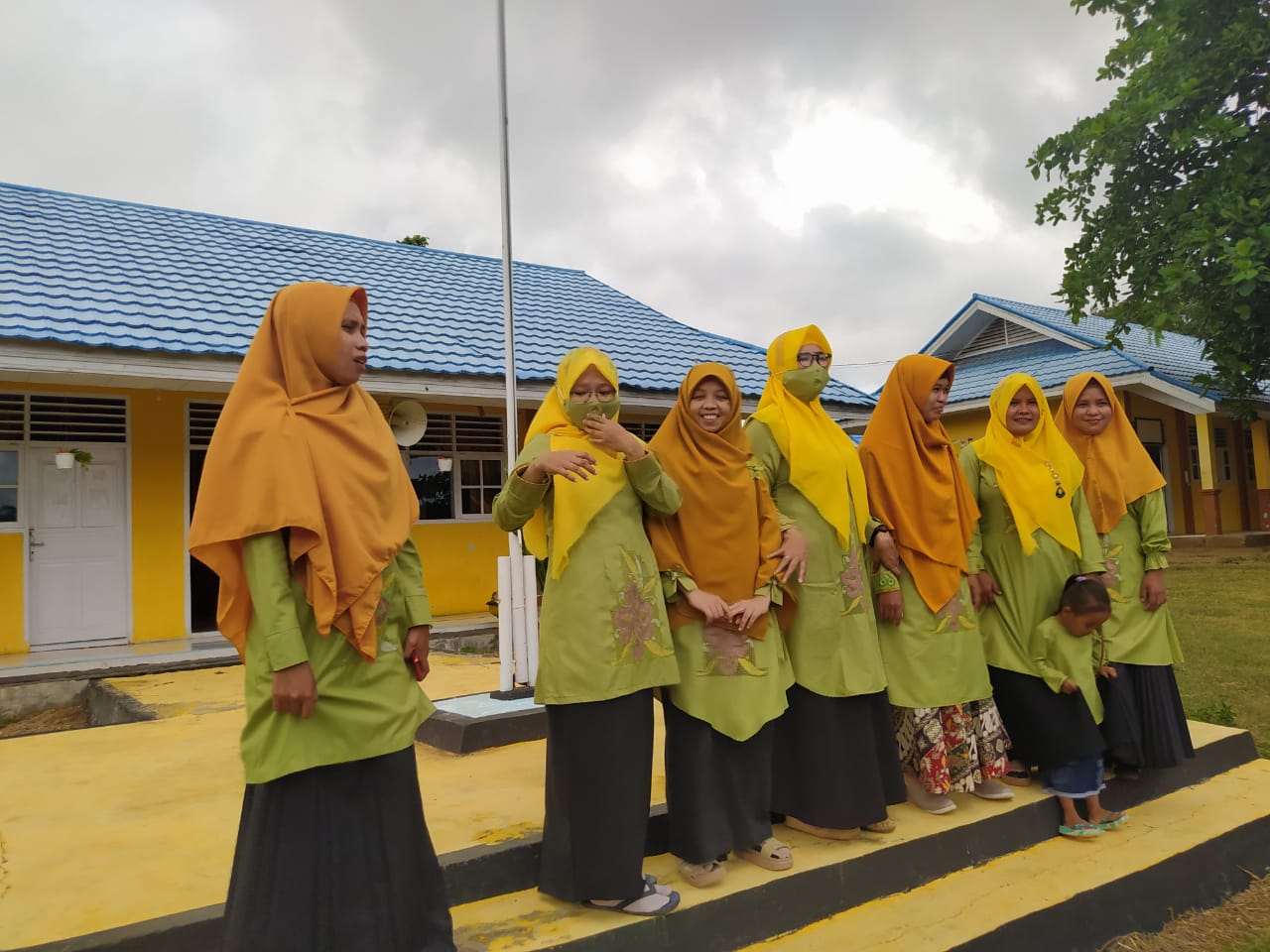Warnai hidup dengan kebahagiaan