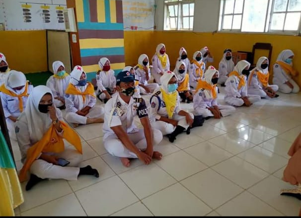 Ekstrakurikuler Palang Merah Remaja