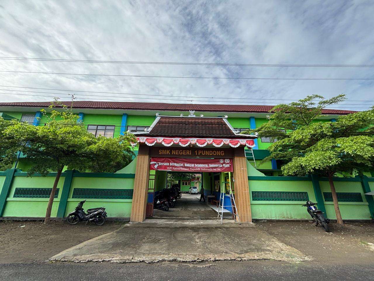 Gerbang SMKN 1 Pundong