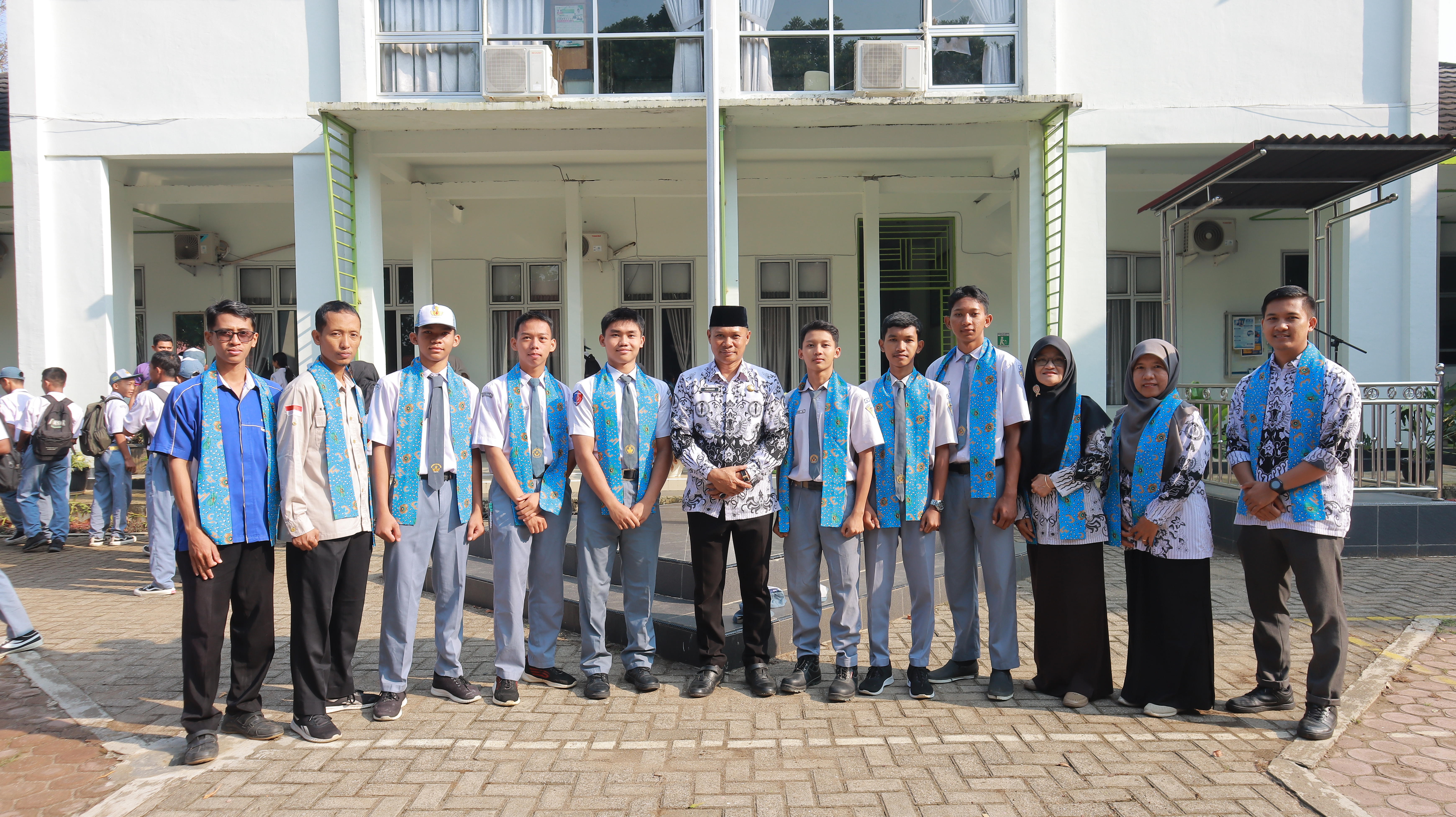 Perwakilan Siswa Lomba FLS2N & O2SN Tingkat Nasional Ke-32 Tahun 2024