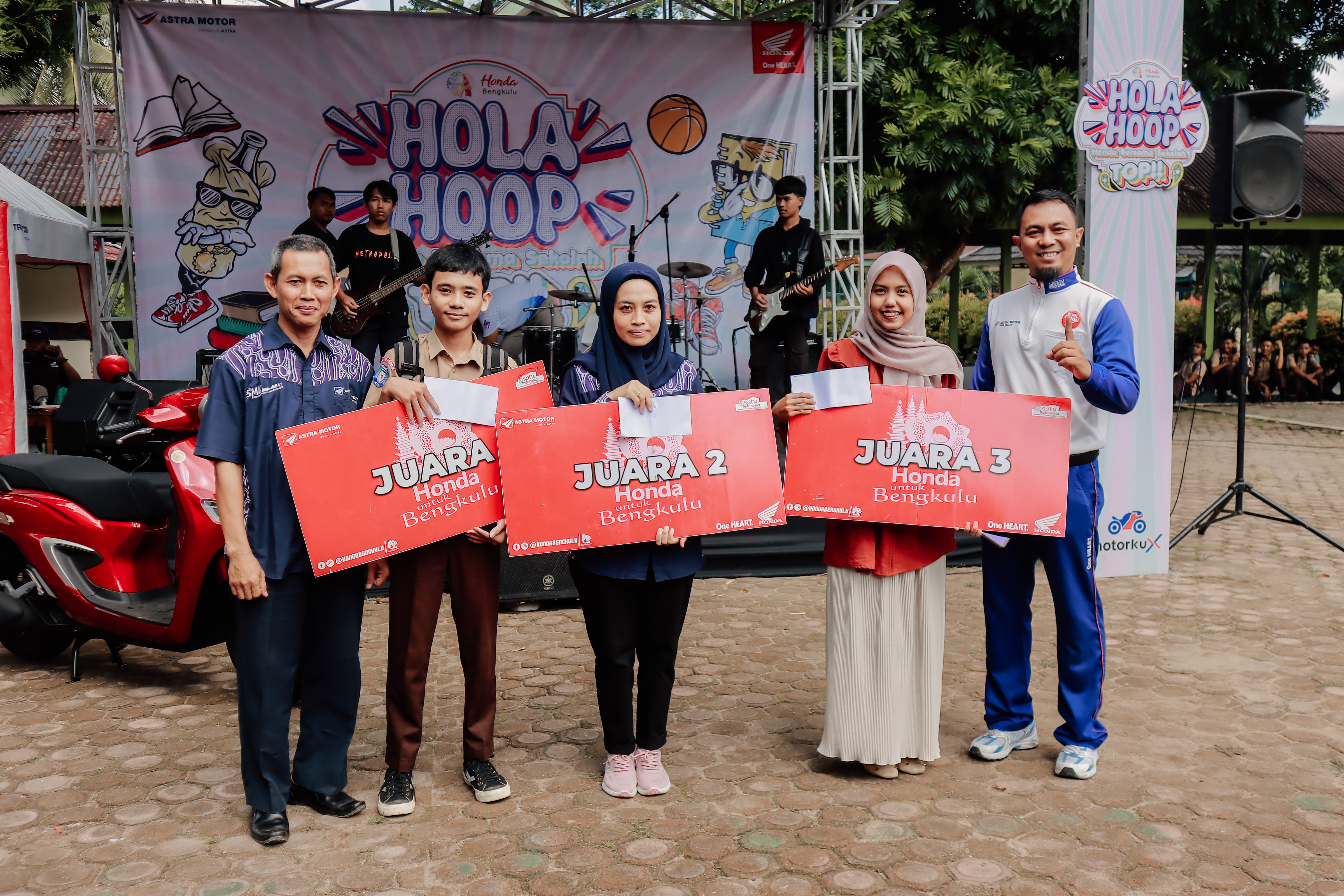 Hola Hoop Honda 2024 di SMKN 2 Bengkulu Utara