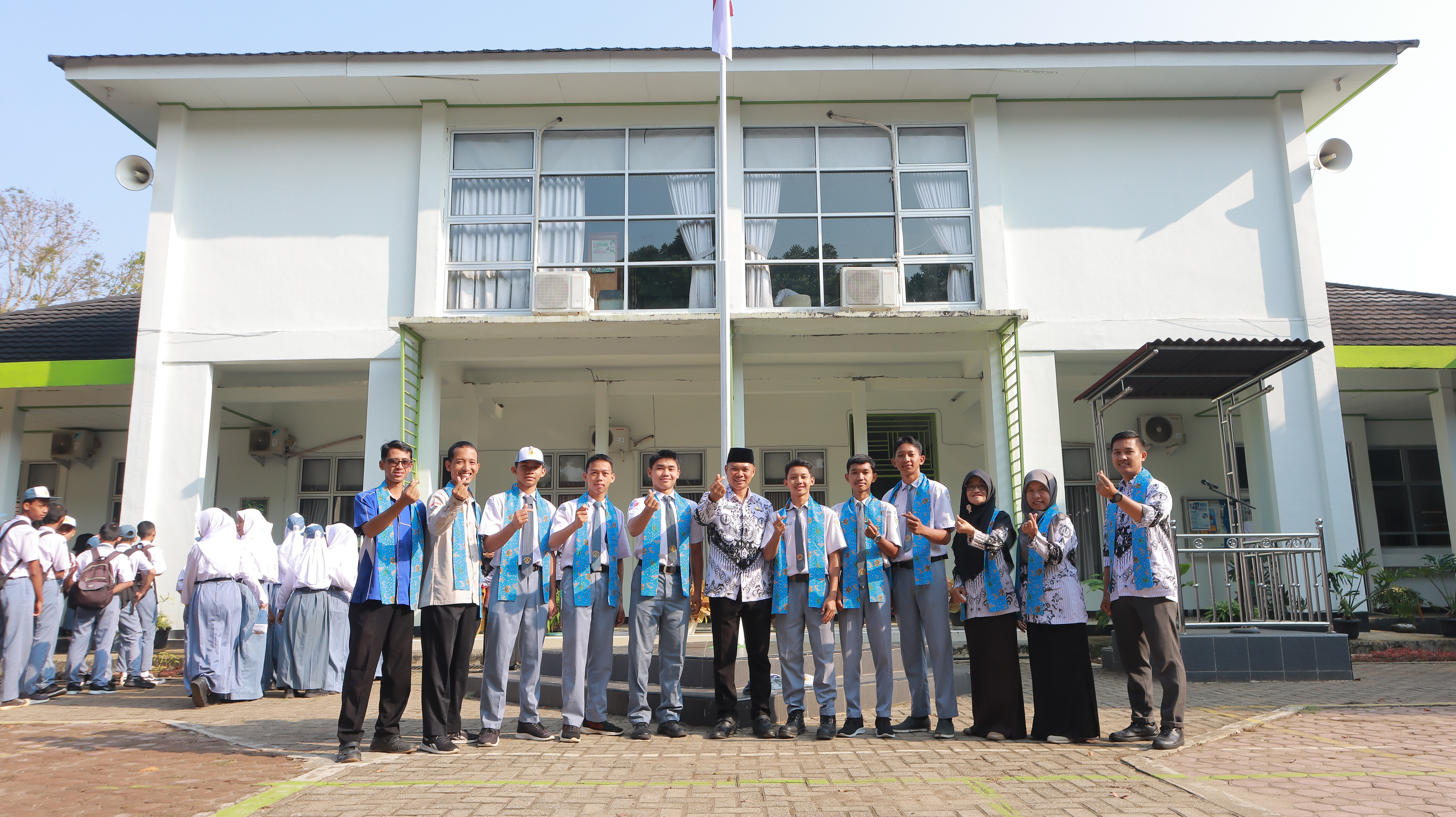 Perwakilan Siswa Lomba FLS2N & O2SN Tingkat Nasional Ke-32 Tahun 2024