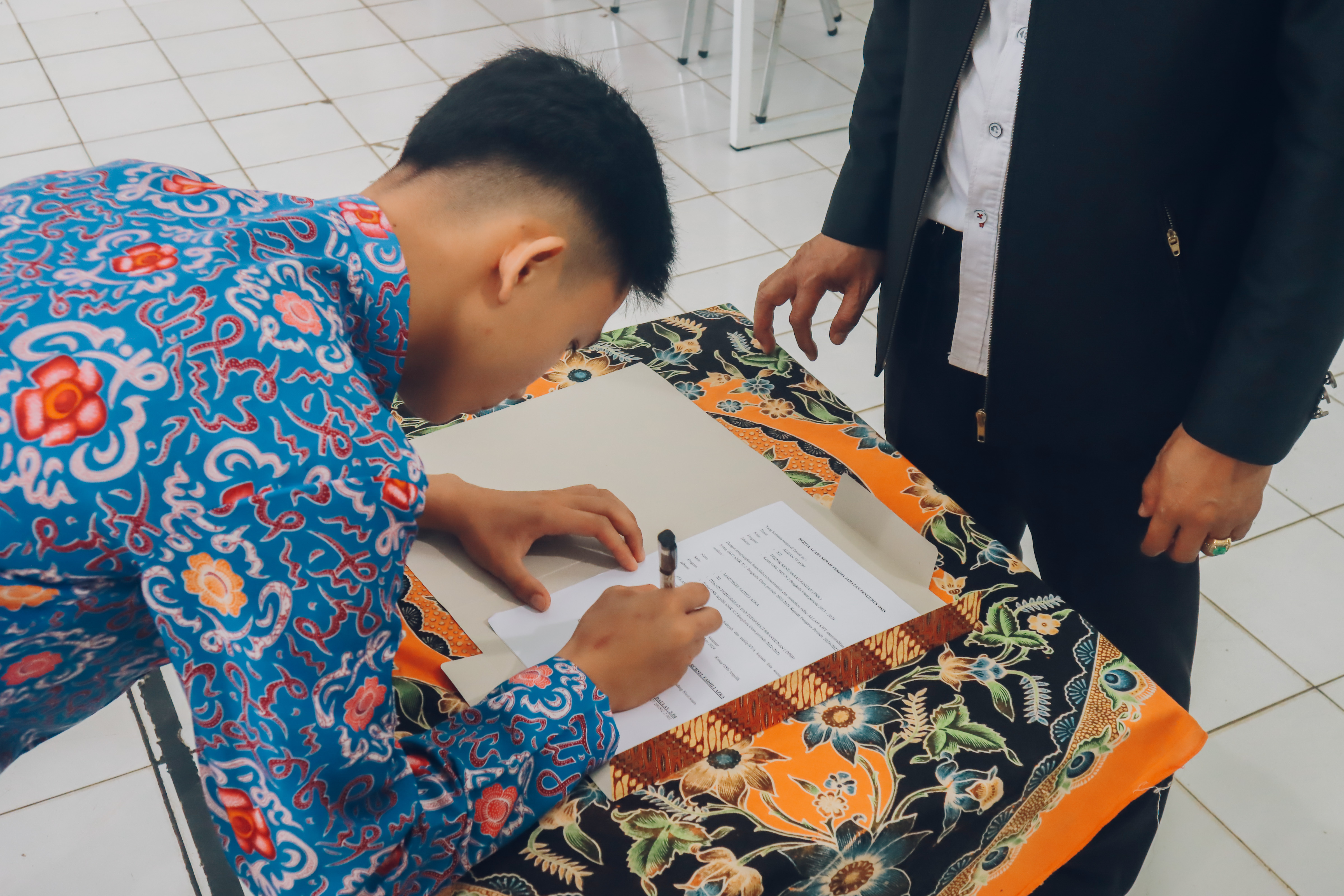 Pelantikan Anggota OSIS SMKN 2 Bengkulu Utara Tahun 2024