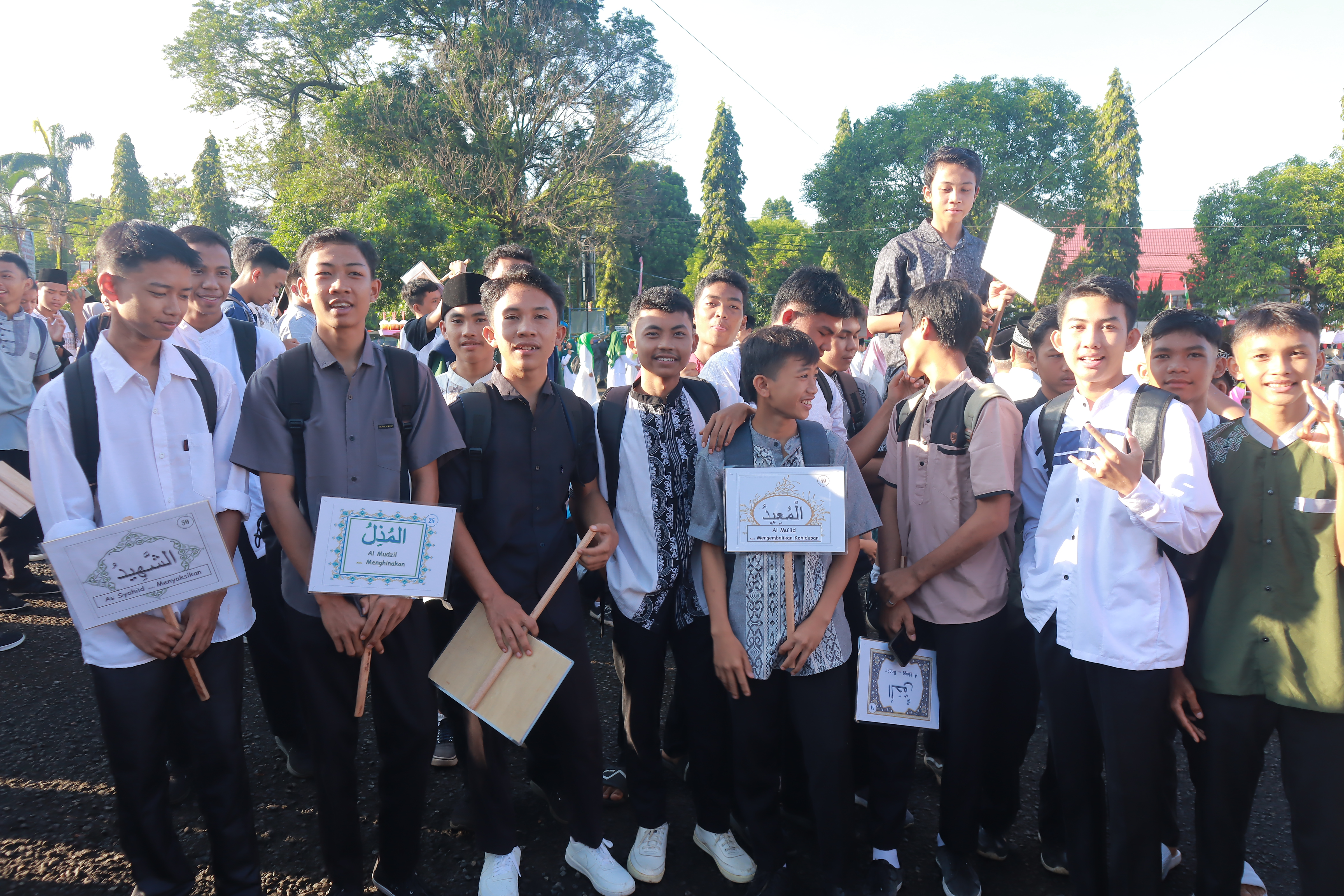 Pawai Taaruf Pembukaan MTQ Ke-XXXIV Tingkat Provinsi Bengkulu 2024