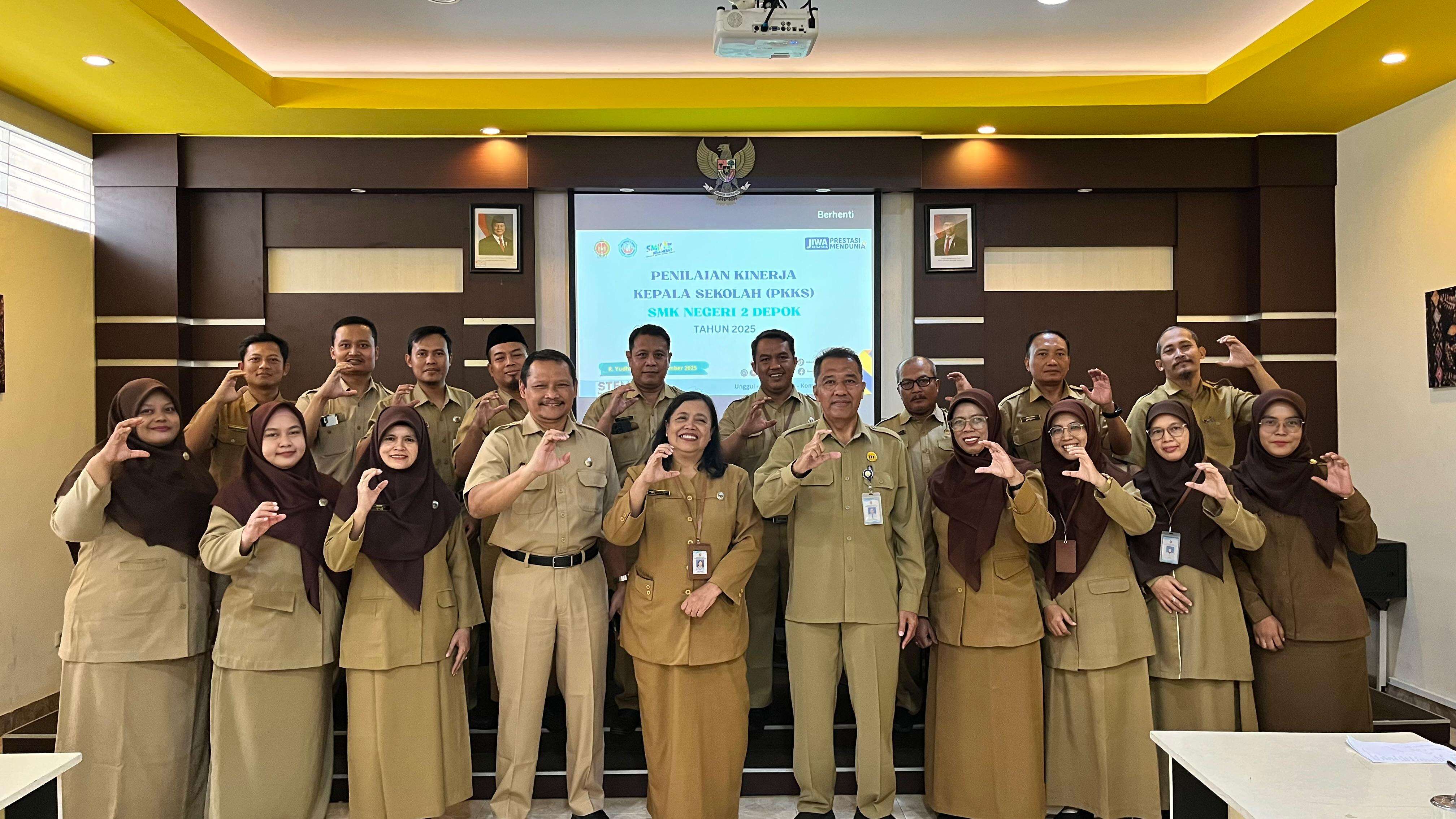 SMKN 2 Depok Laksanakan Penilaian Kinerja Kepala Sekolah Tahun 2025