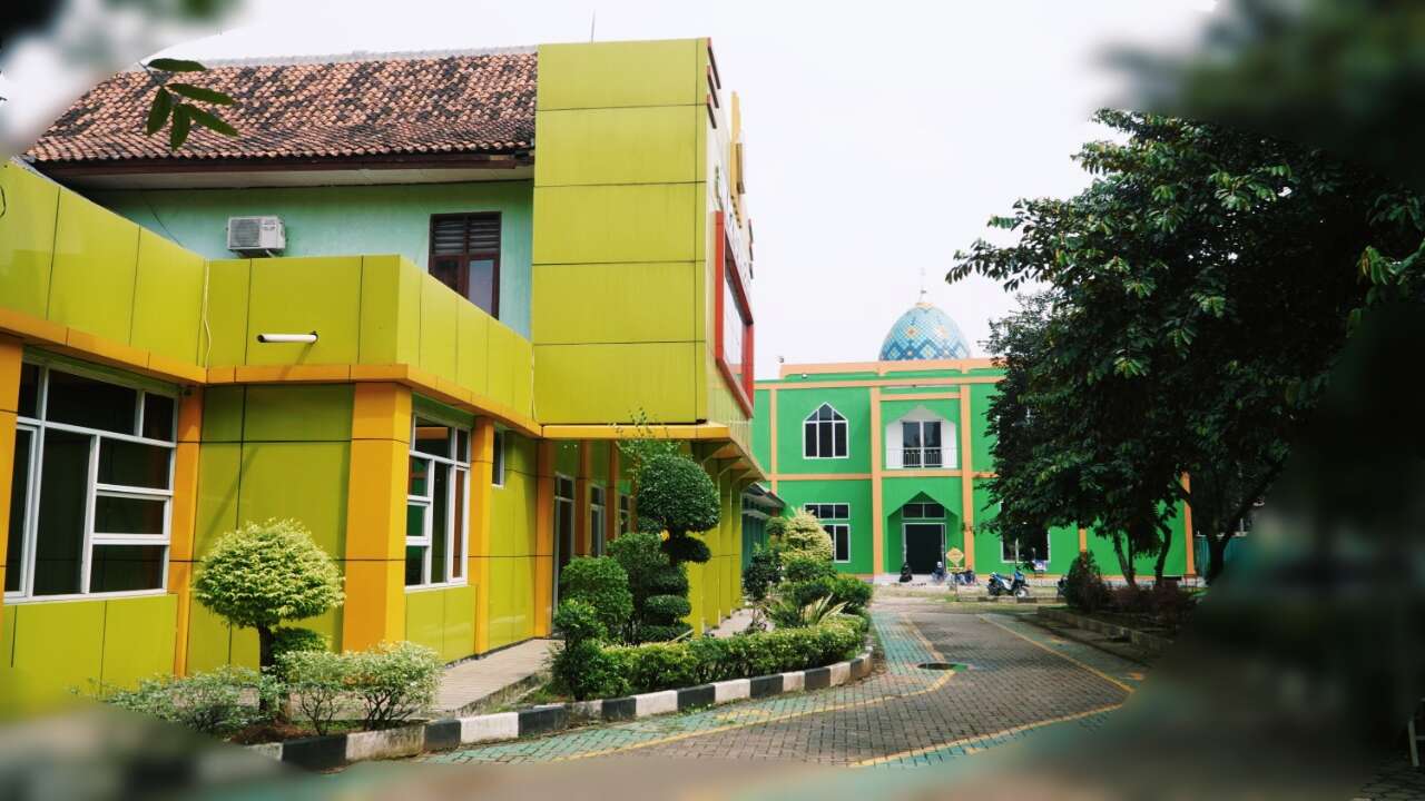 Gedung Smkn 2 Kota Bekasi