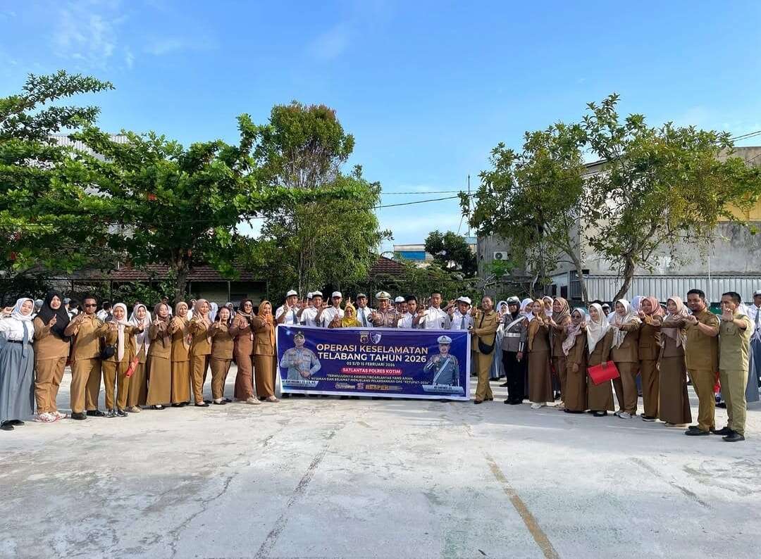 Edukasi keselamatan berlalu lintas