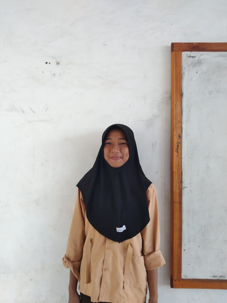 PUTRI RAHAYU JAKARIA LASI