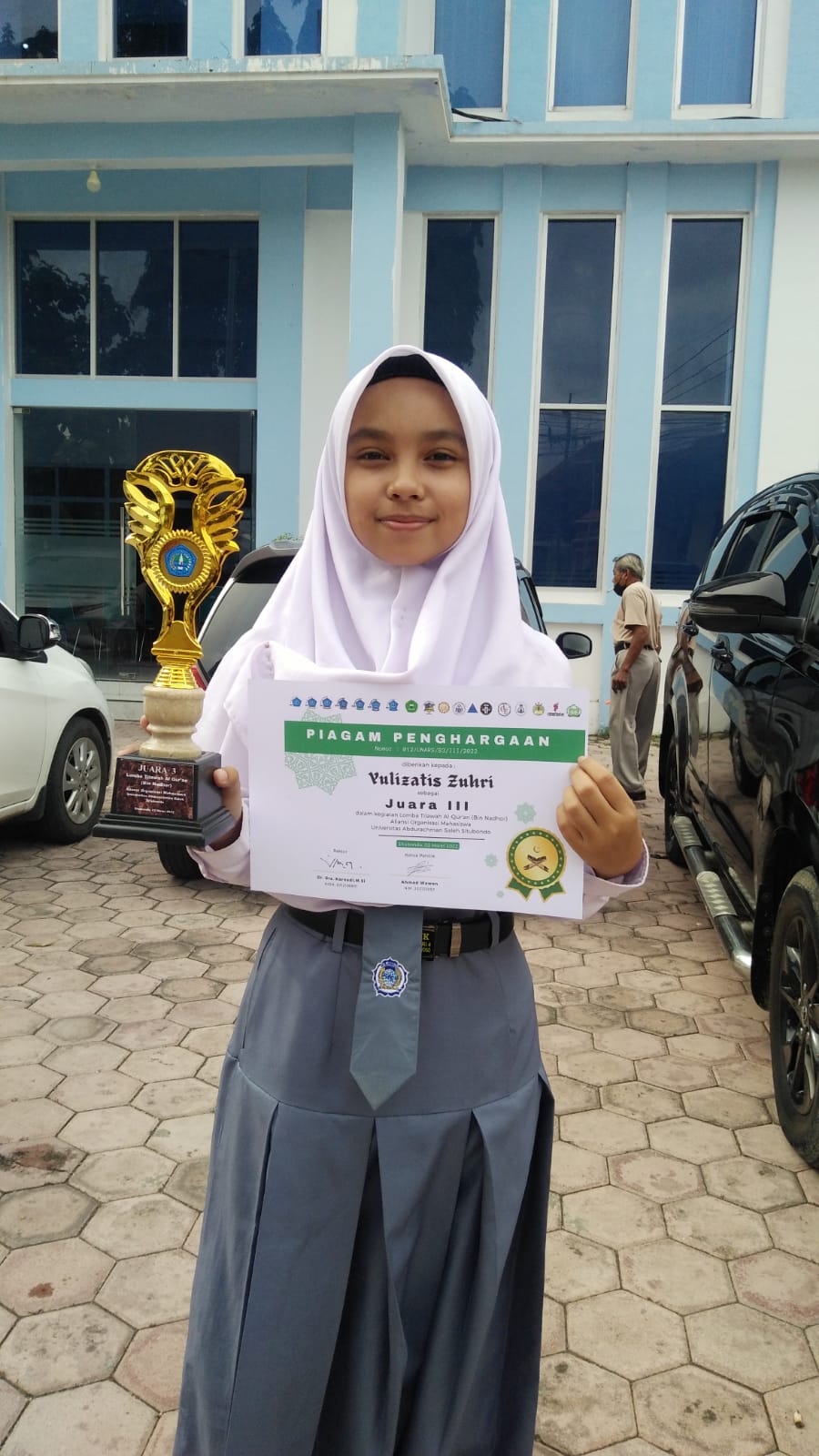 Yulizatis Zuhri Menjuarai Juara III Lomba Tilawah Al-Quran di UNARS Situbondo.