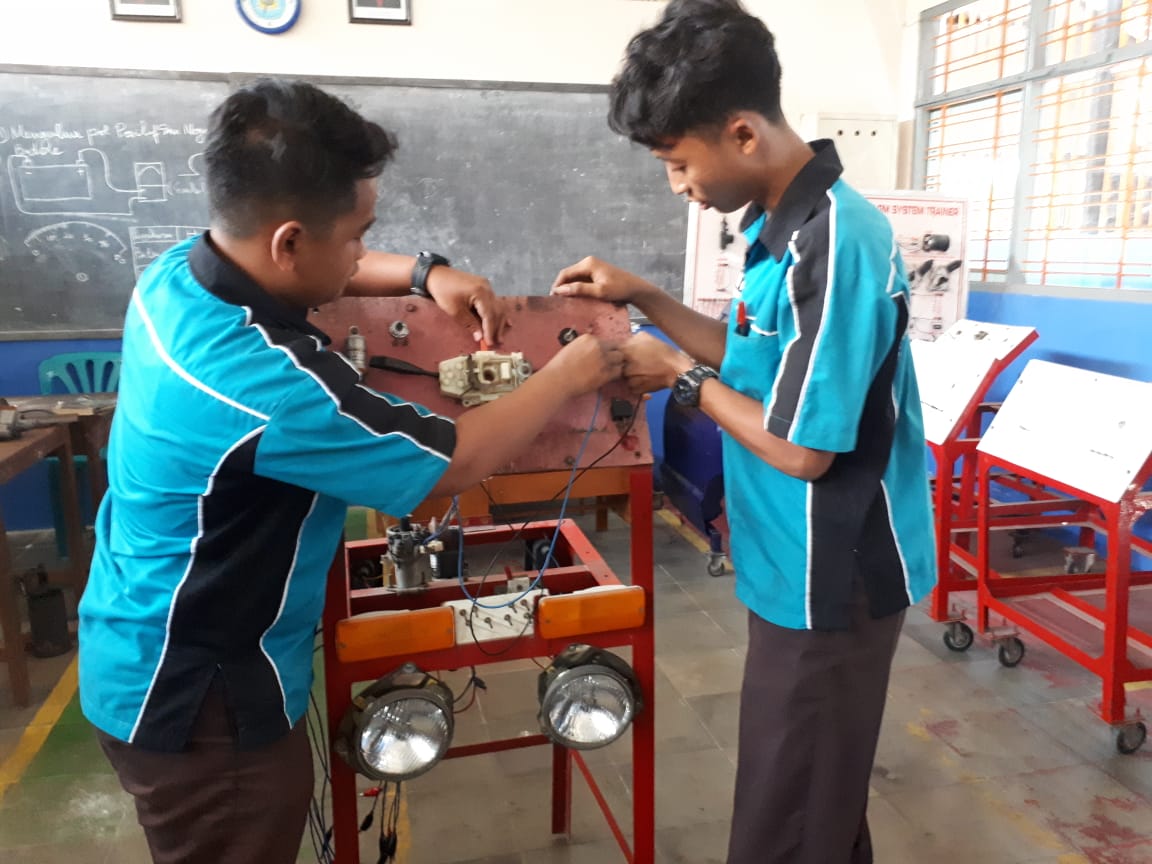 Kompetensi Keahlian Teknik Kendaraan Ringan Otomotif