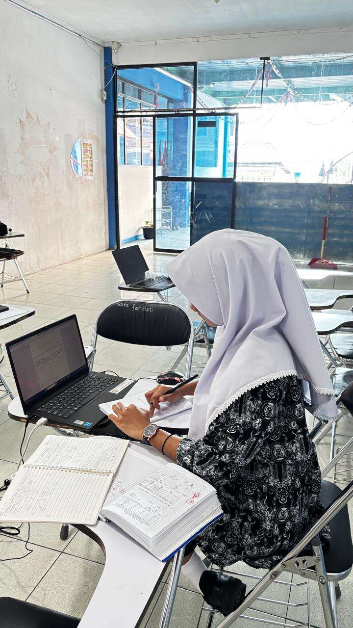 SMK KESEHATAN PRIMA NUSANTARA BUKITTINGGI MENGIKUTI OLIMPIADE MATEMATIKA “MATHEMATICS CREATIVE COMPETITION 3” YANG DIADAKAN OLEH PROGRAM STUDI MATEMATIKA UNIVERSITAS ISLAM NEGERI IMAM BONJOL PADANG