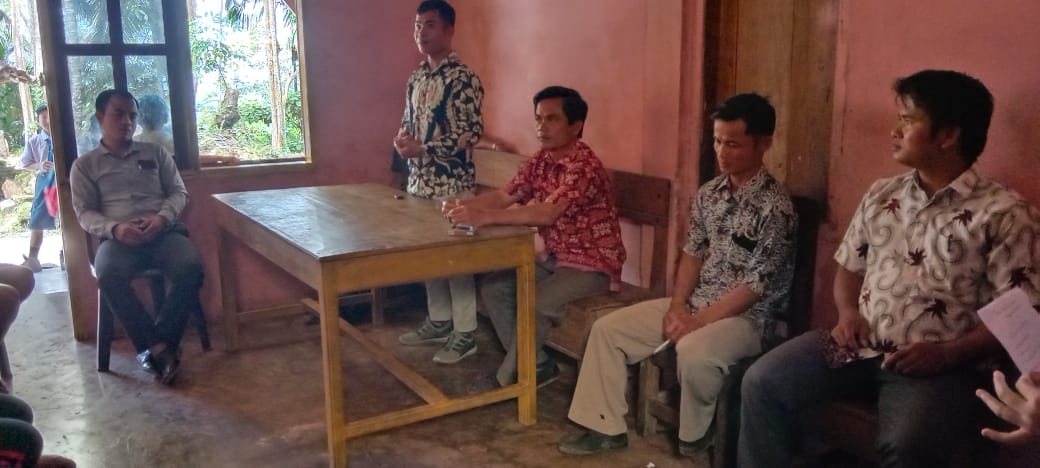 KUNJUNGAN SEKOLAH